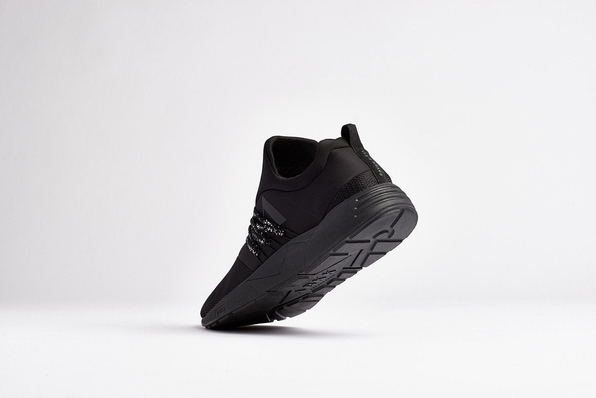 Raven Black White Spray - M - Black