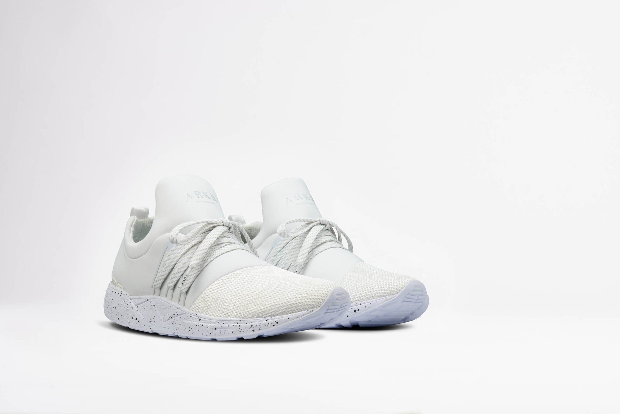 Raven S-E15 Mesh White Spray - M