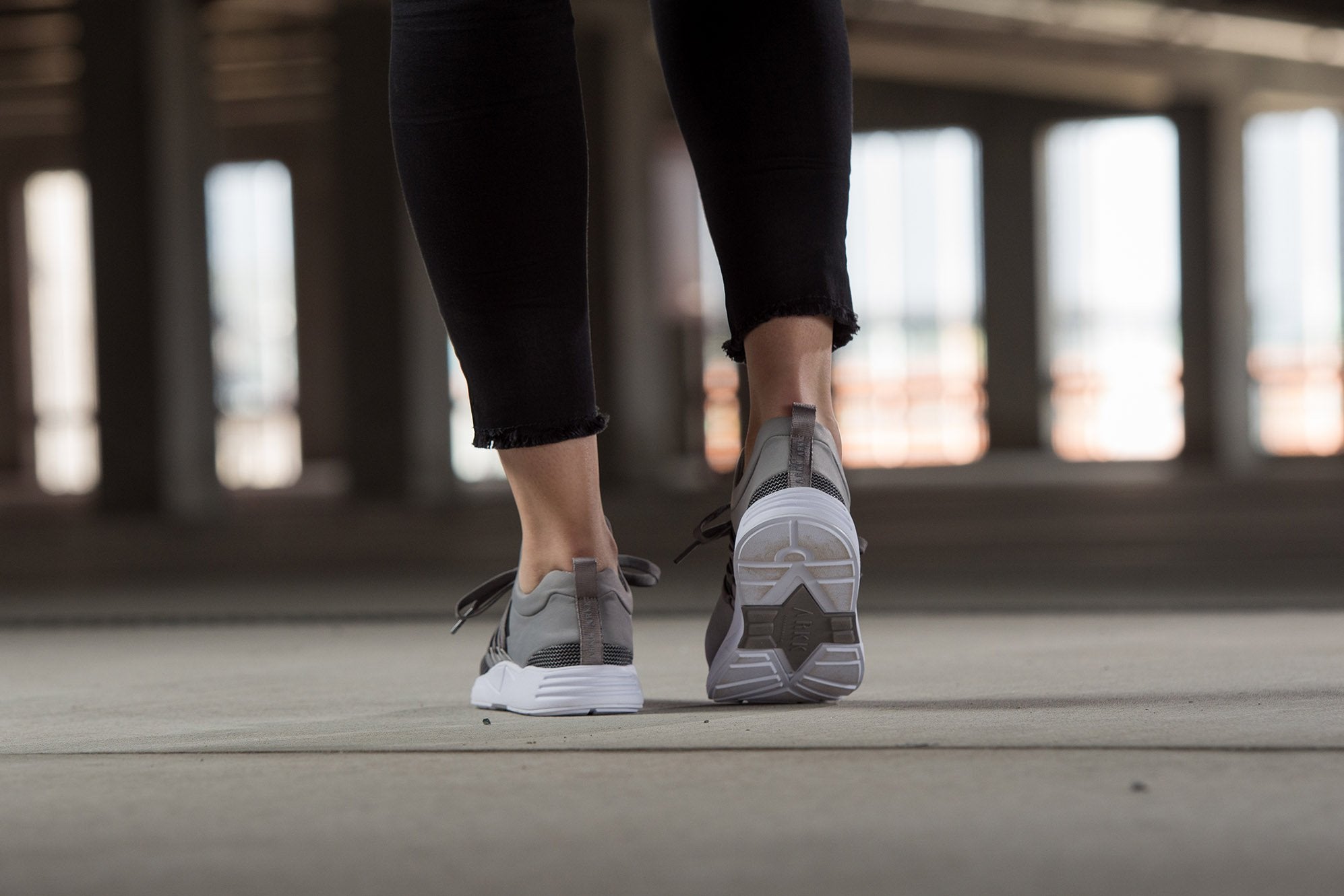 Raven Mesh S-E15 Silver Grey Black - Women