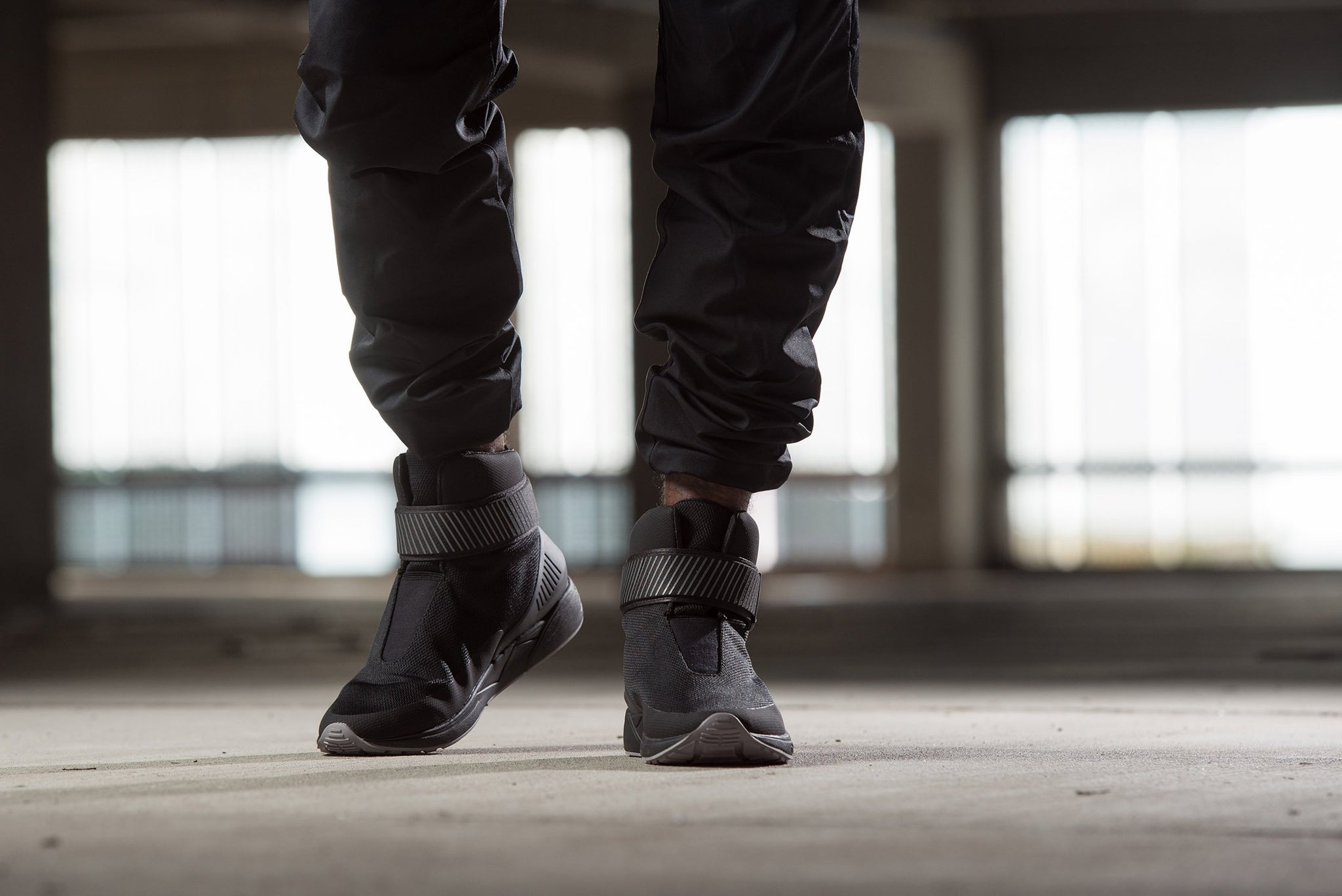 Pythron S-E15 Black Reflective - Men