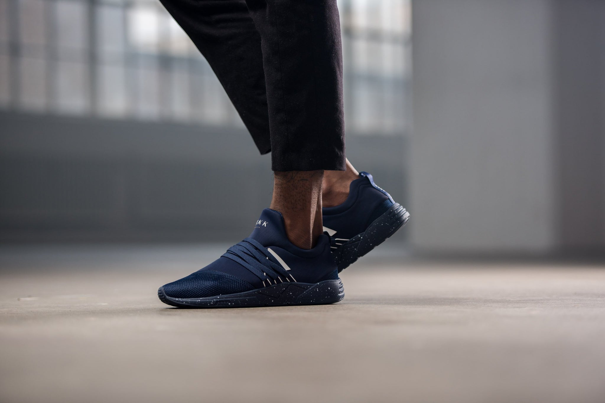 Raven Mesh S-E15 Navy White Spray - Men