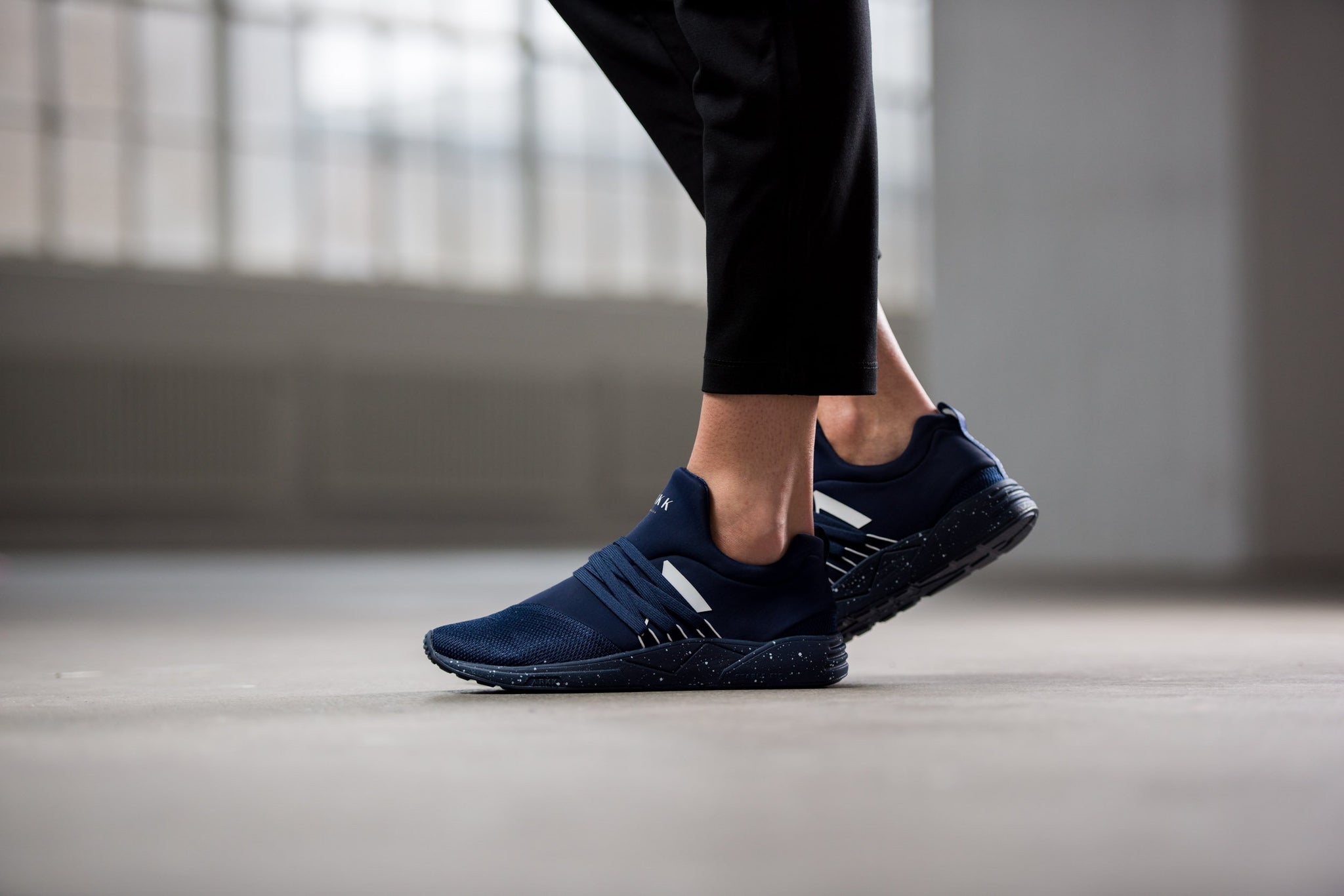 Raven Mesh S-E15 Navy White Spray - Women