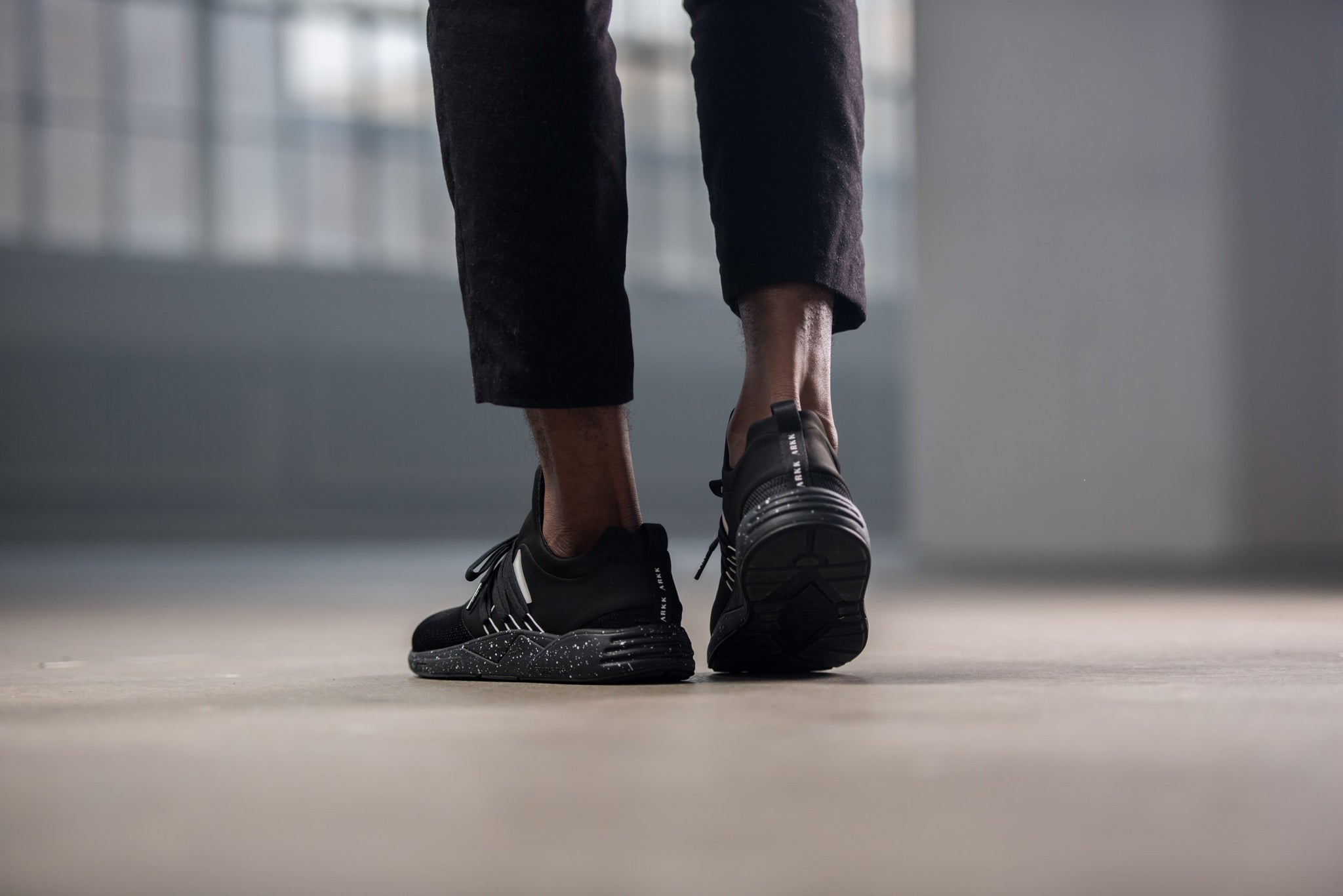 Raven Mesh S-E15 Black White Spray - Men