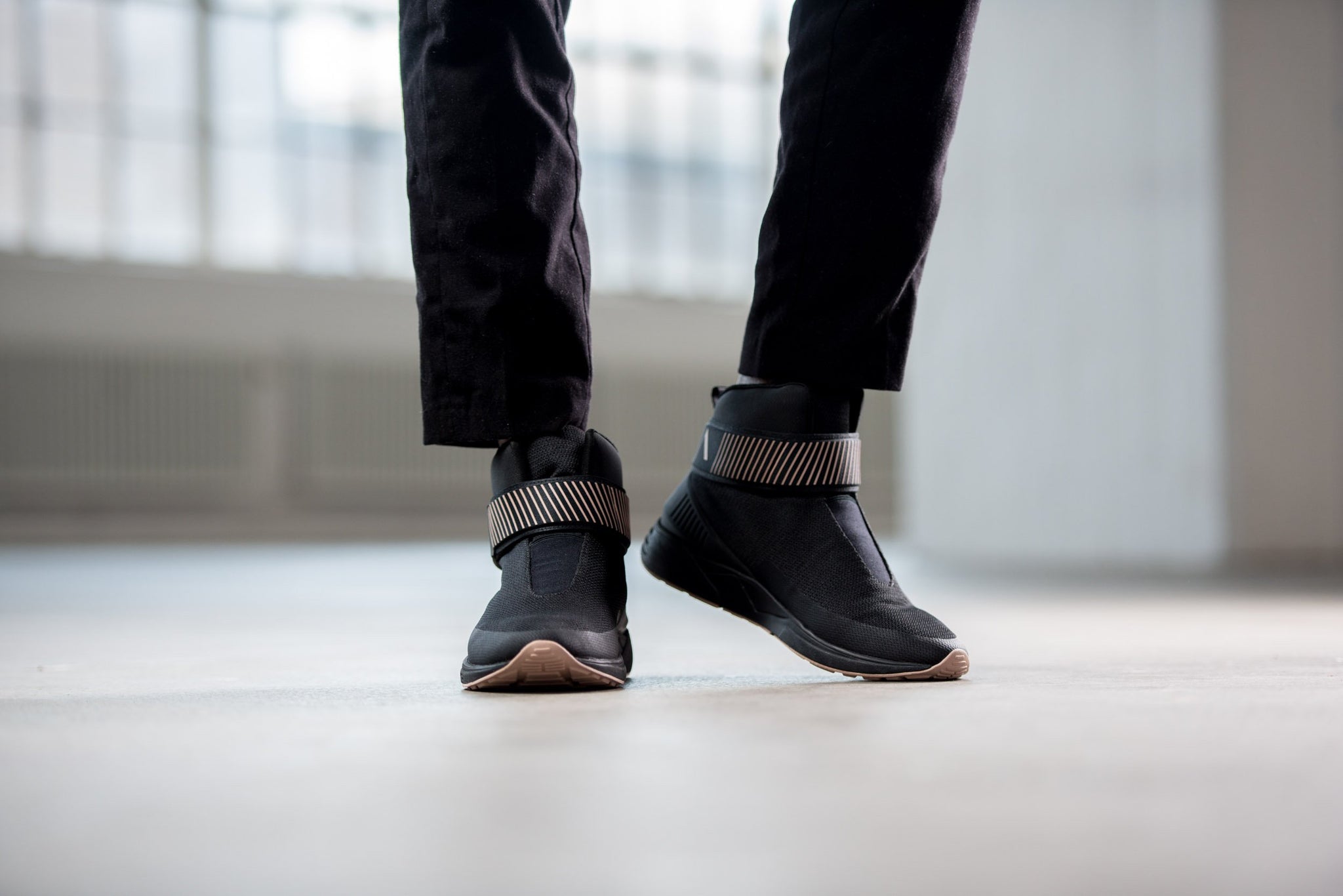 Pythron S-E15 Black Roebuck - Men