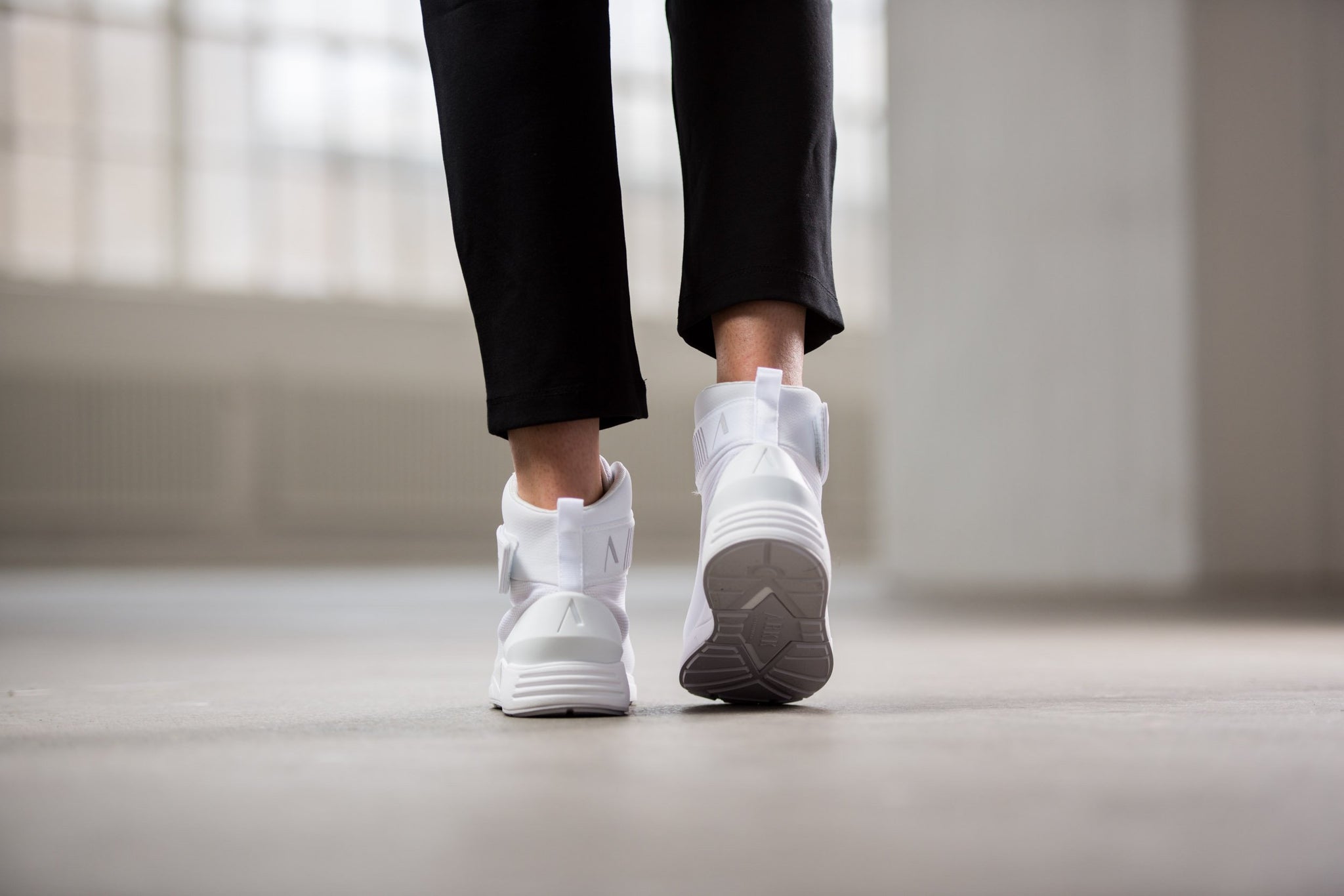 Pythron S-E15 White Light Grey - Women