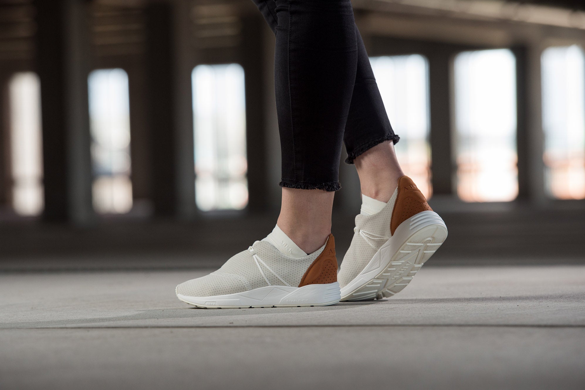 ARKK Collection Eaglezero Suede S-E15 Off White - Women Eaglezero Off White