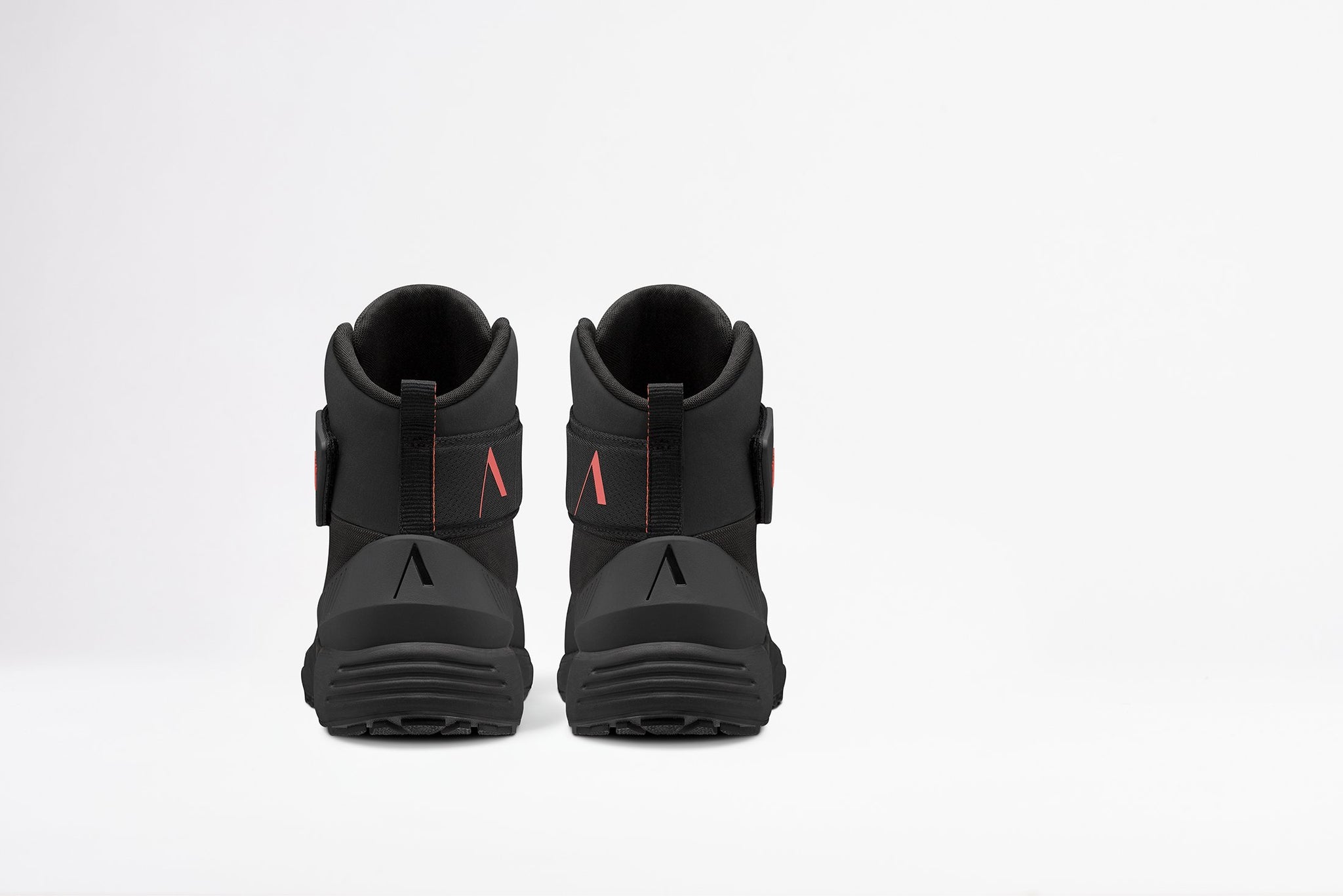 ARKK Copenhagen - Main Line Pythron Mesh 2.0 S-E15 Vibram® Black Neon Coral-Men Pythron