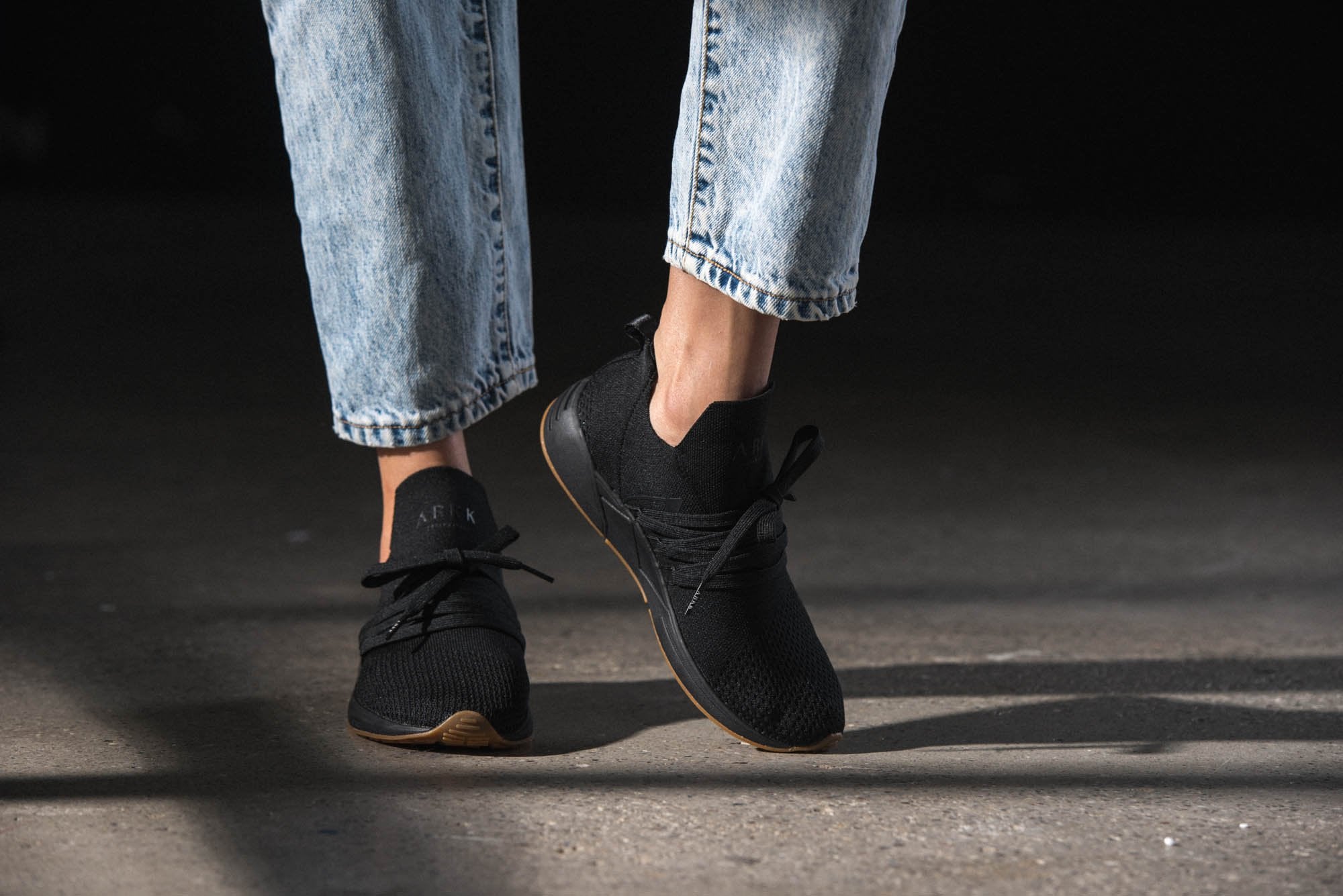 ARKK Copenhagen - Main Line Raven FG 2.0 S-E15 Black Gum - Women Raven