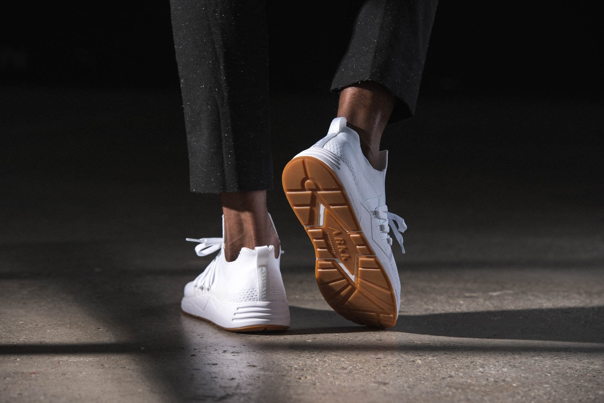 ARKK Copenhagen - Main Line Raven FG 2.0 S-E15 White Gum - Men Raven