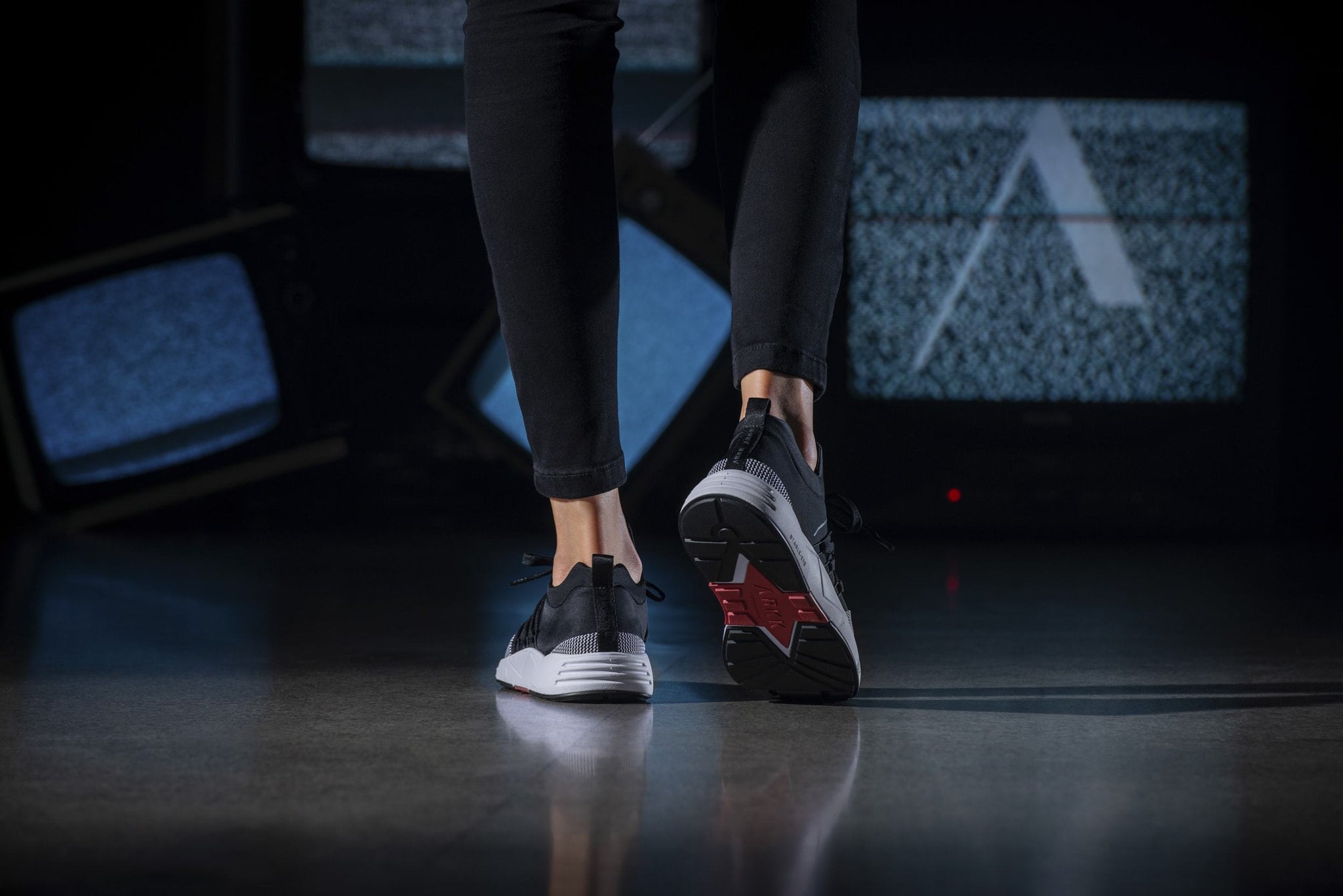 ARKK Copenhagen - Iconic Line Raven Mesh S-E15 Black White-WOMEN Raven Black