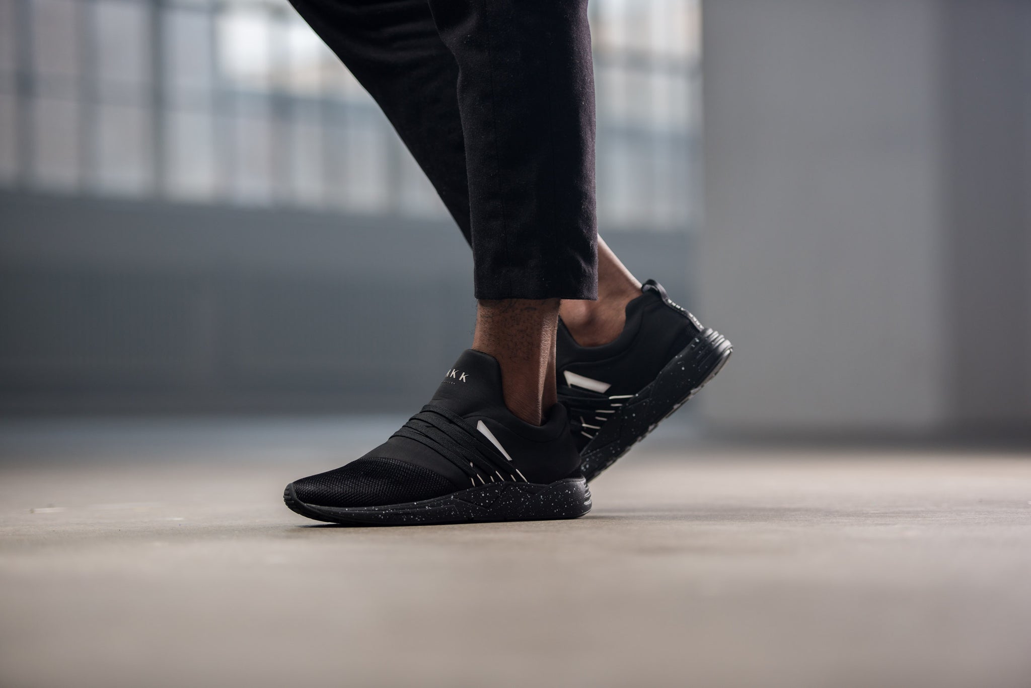 ARKK Collection Raven Mesh S-E15 Black White Spray - Men Raven Black
