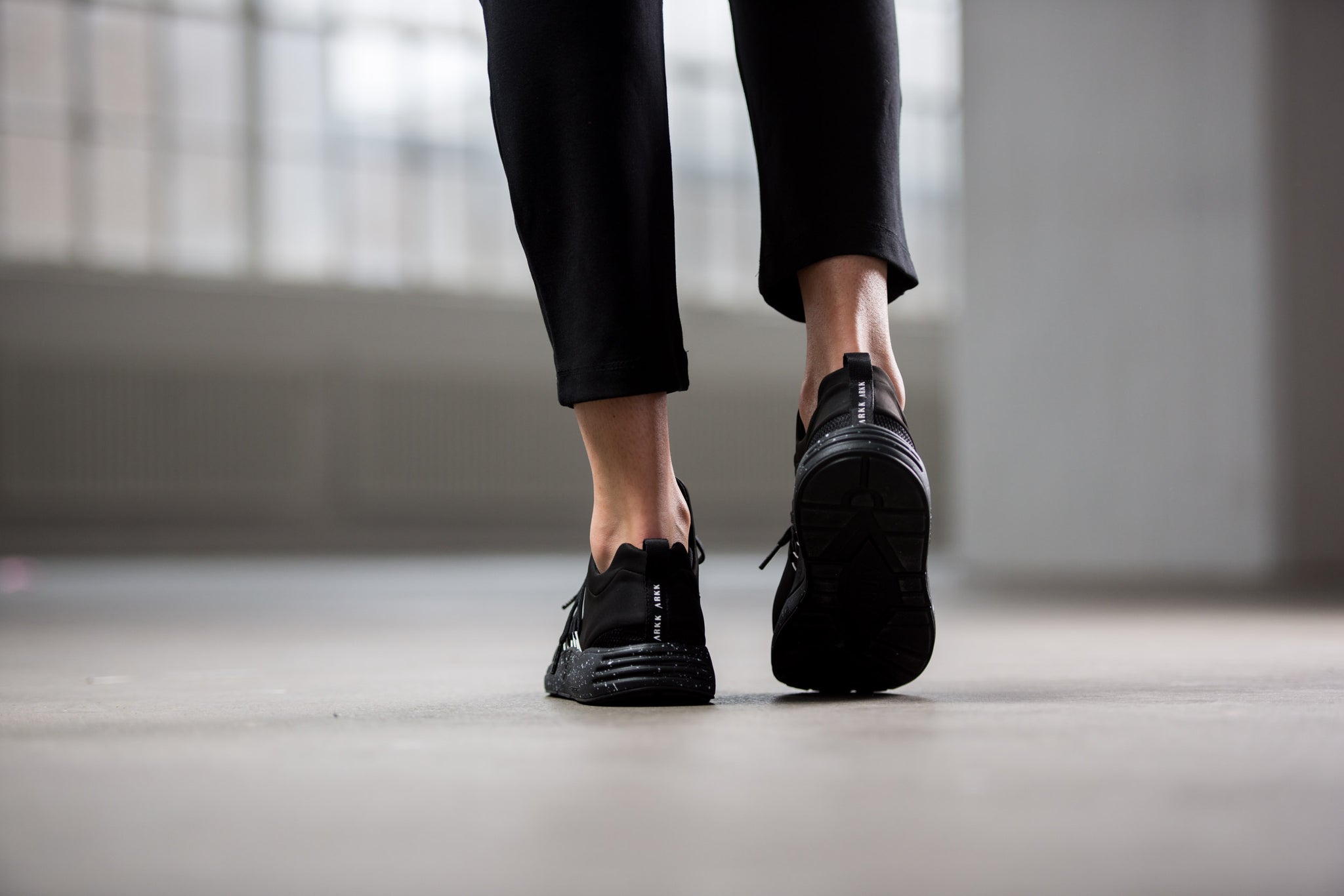 ARKK Collection Raven Mesh S-E15 Black White Spray - Women Raven Black