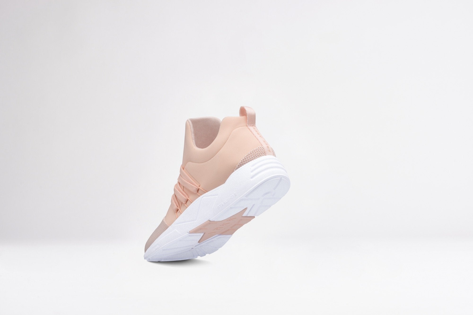 ARKK Copenhagen - Iconic Line Raven Mesh S-E15 Blush White-WOMEN Raven Blush