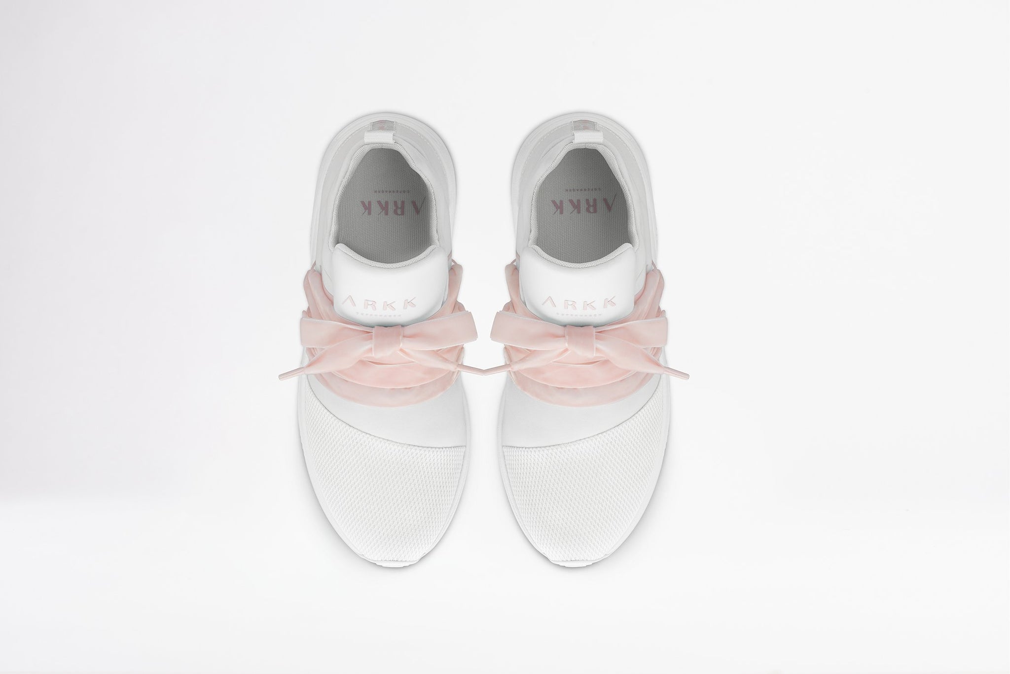 ARKK Copenhagen - Essential Line Raven Mesh Velvet S-E15 White Soft Rose - Women Raven