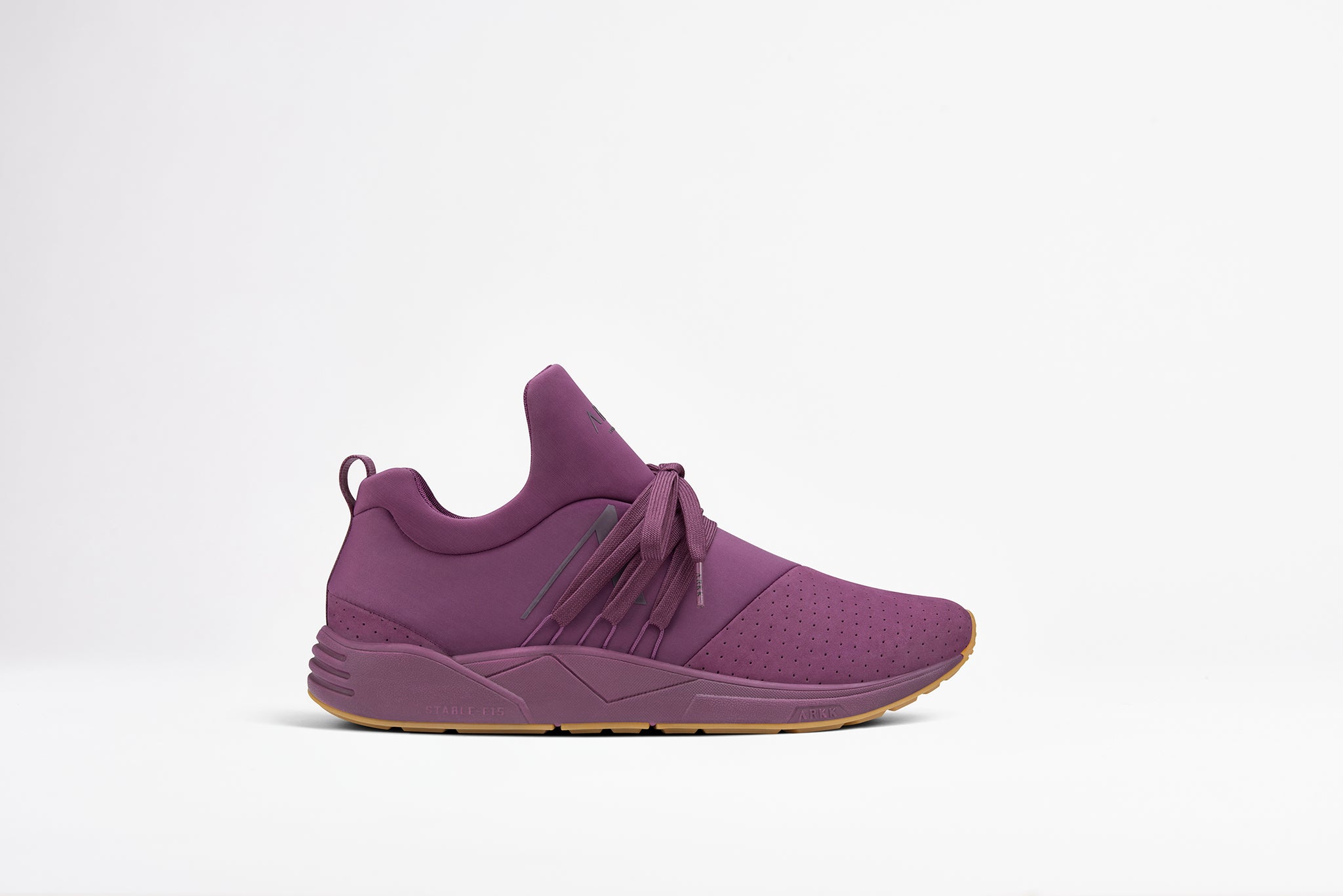 ARKK Collection Raven Nubuck S-E15 Beet Gum - Women Raven Beet