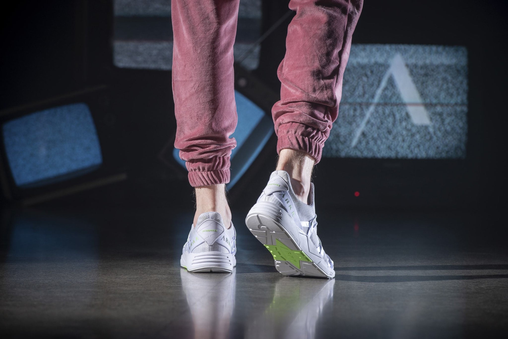 ARKK Copenhagen - Superior Line Scorpitex Mesh S-E15 White Luminious Green-MEN Scorpitex White