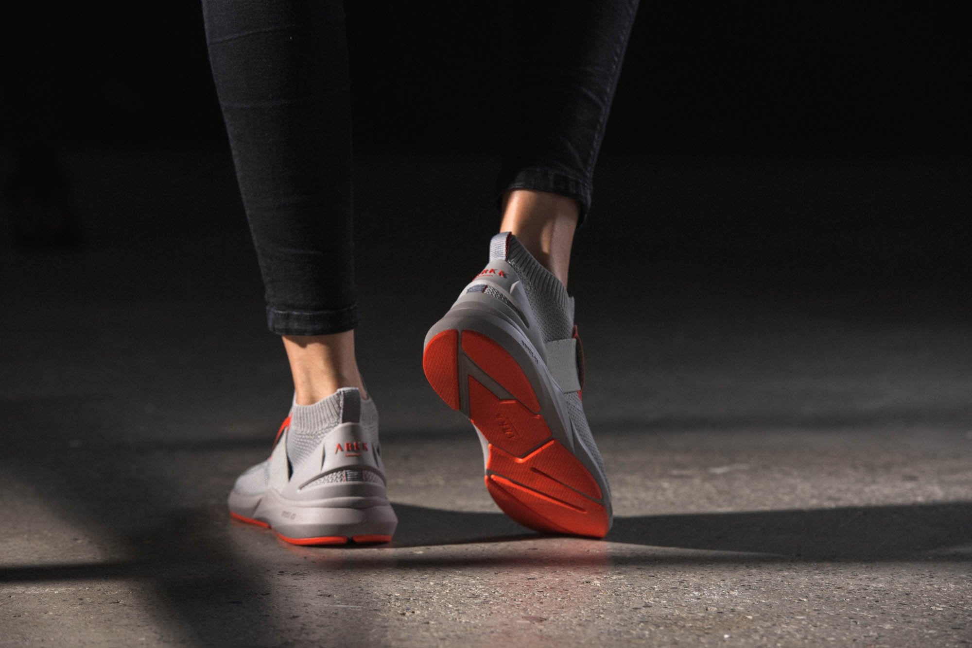 ARKK Copenhagen - Superior Line Spyqon FG 2.0 H-X1 Dove Grey Bright Red - Women Spyqon