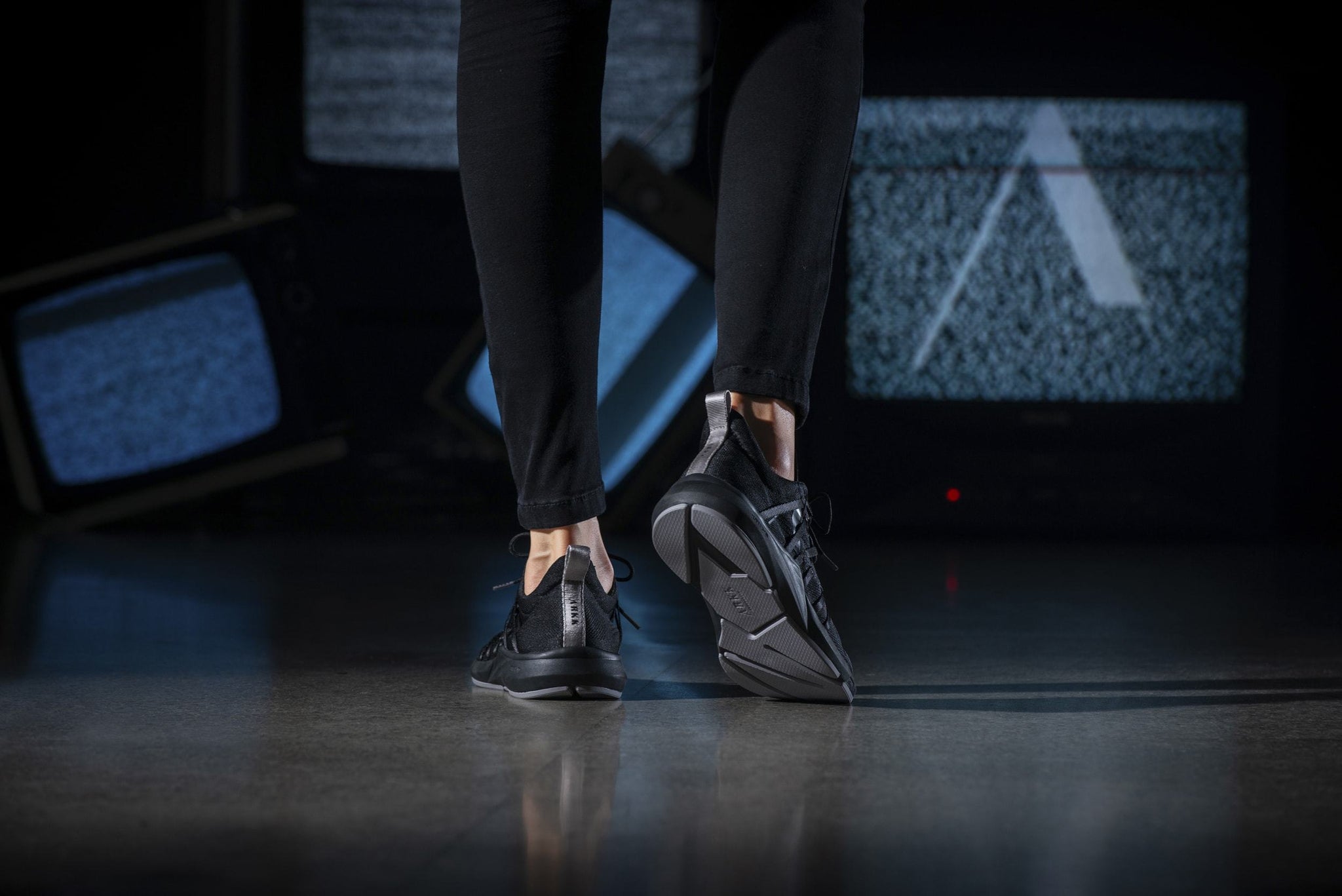 ARKK Copenhagen - Essential Line Velcalite CM H-X1 Black Wind Grey-Women Velcalite Black