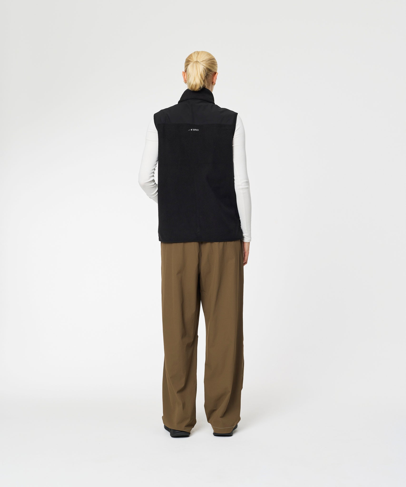 ARKK Apparel Elda Fleece Vest | Black Vest