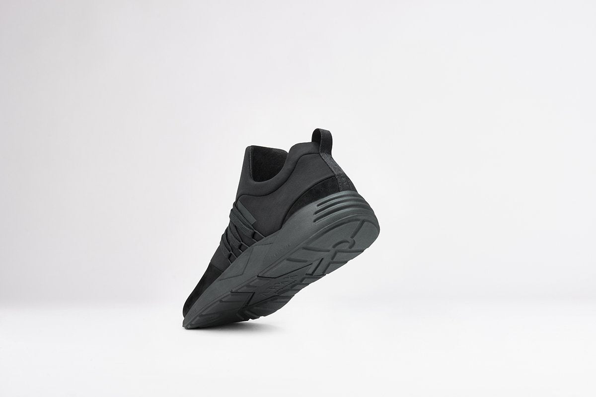 Raven Nubuck S-E15 Triple Black - Women