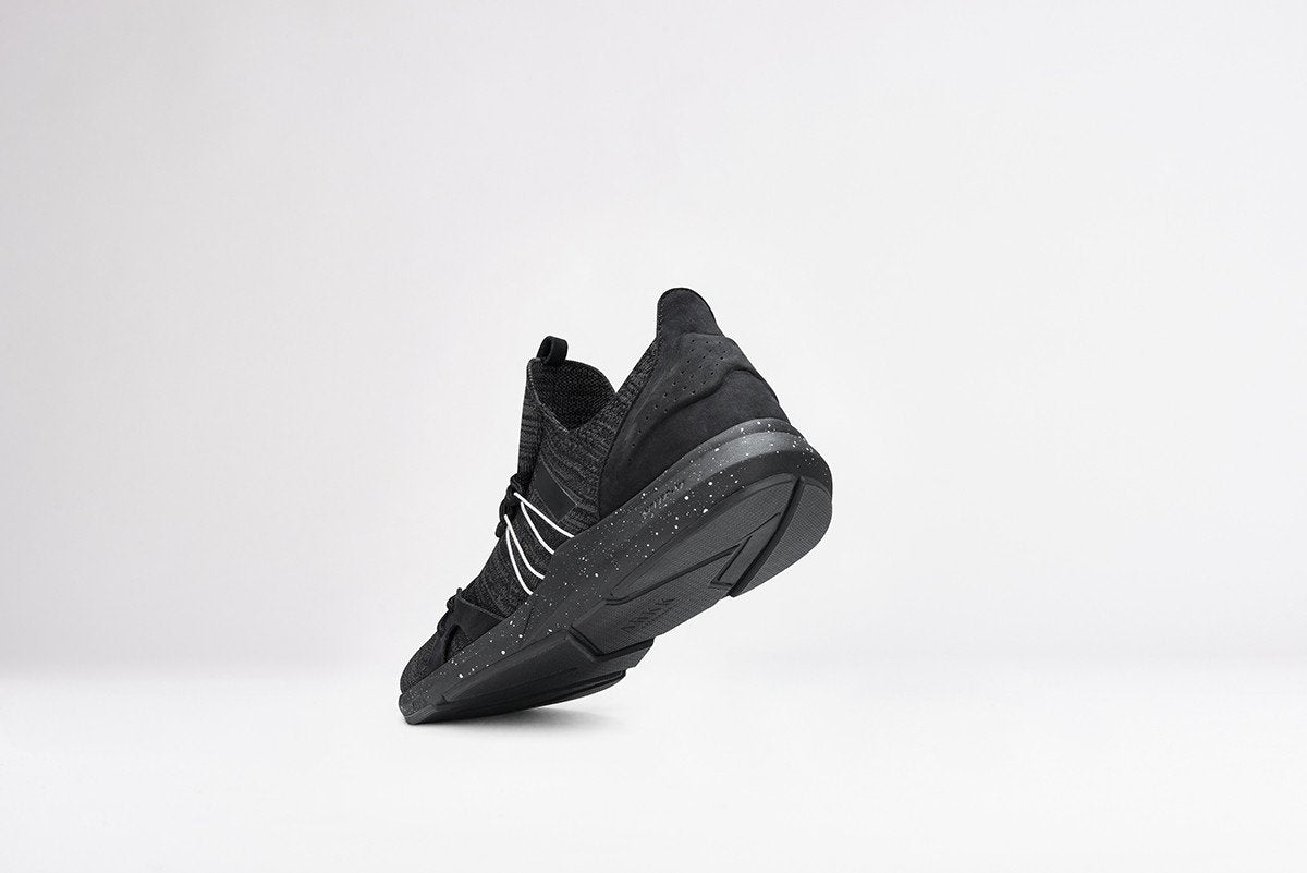Lion FG H-X1 Black Spray - W