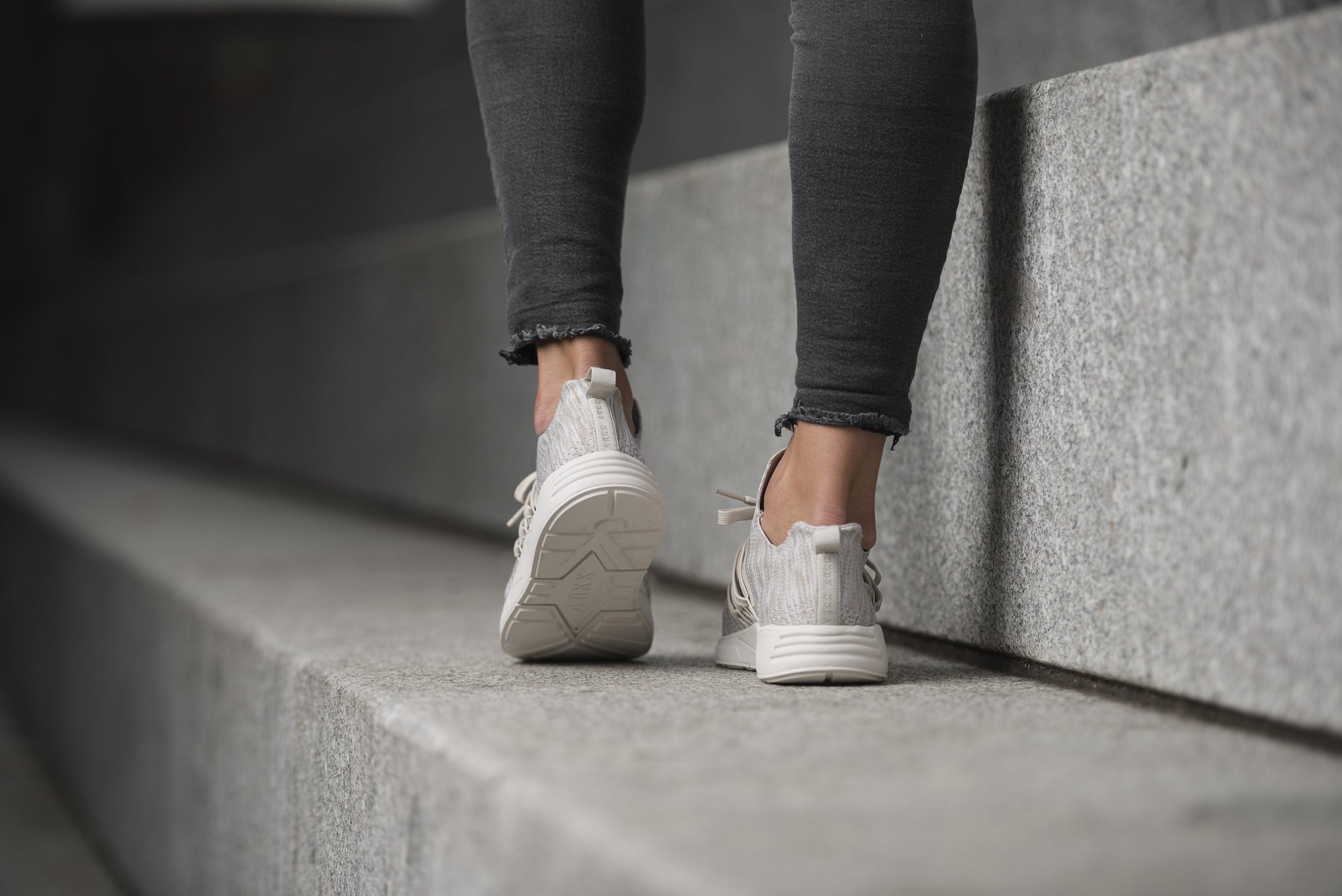 Raven FG 2.0 S-E15 Disrupted Camo Sand - Women
