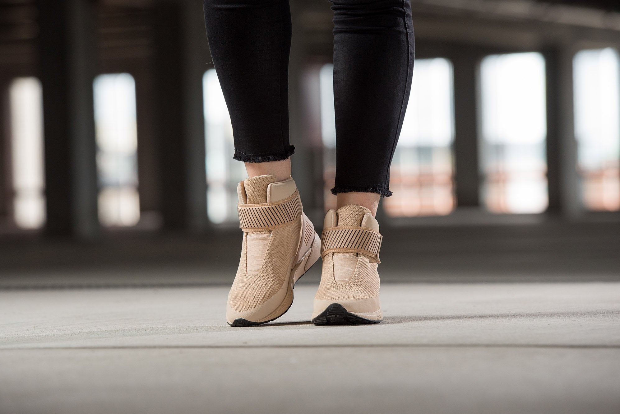 Pythron S-E15 Warm Sand - Women