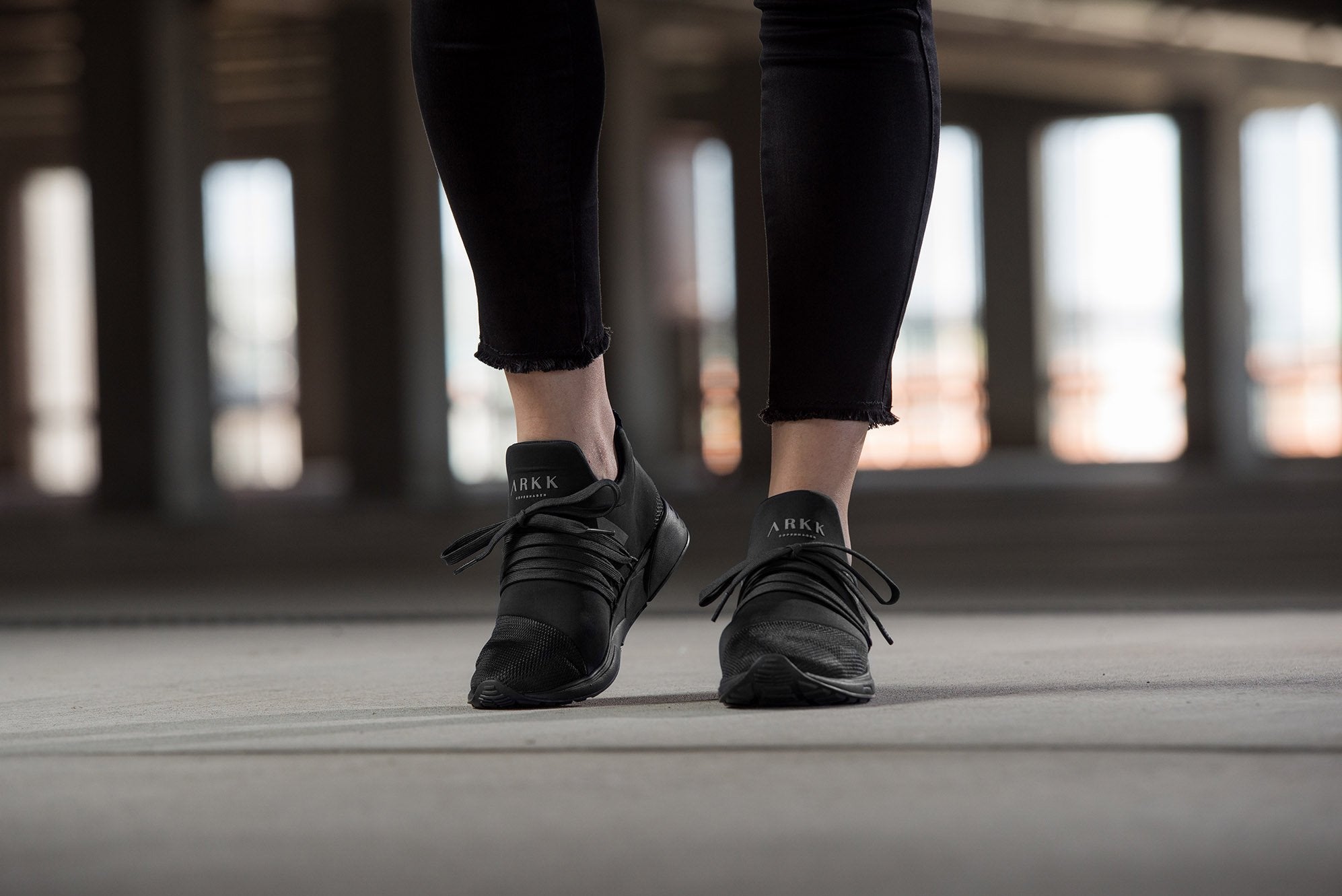 Raven Mesh S-E15 Black Reflective - Women