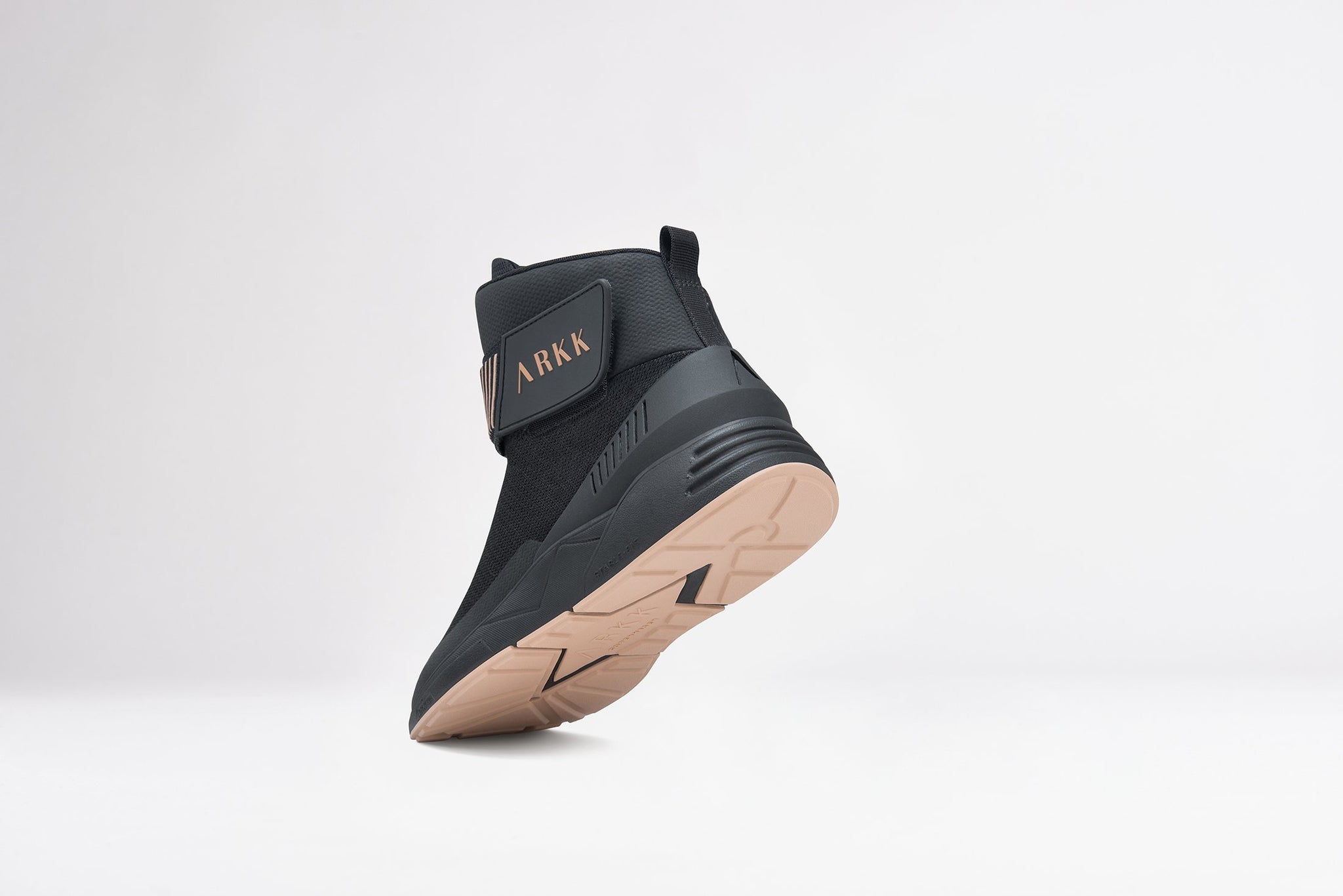 Pythron S-E15 Black Roebuck - Men