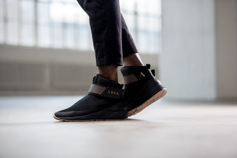 Pythron S-E15 Black Roebuck - Men