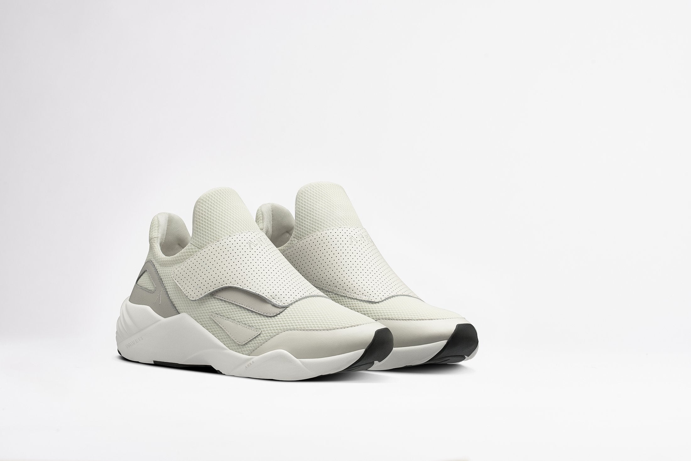 ARKK Copenhagen - Superior Line Apextron Mesh W13 Off White Silver Gray-Men Apextron Off White