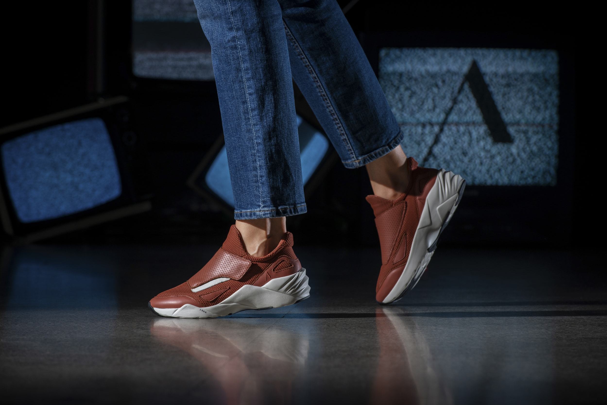 ARKK Copenhagen - Superior Line Apextron Mesh W13 Rust Off White-Women Apextron Rust