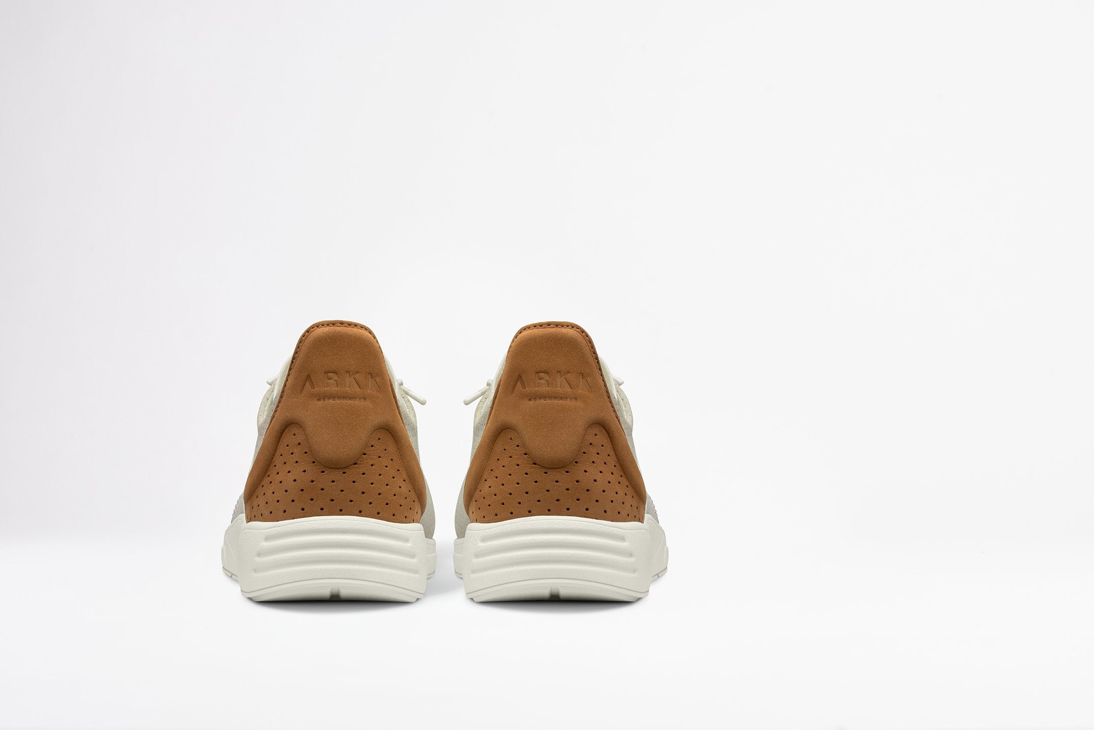 ARKK Copenhagen - Main Line Eaglezero Suede S-E15 Off White Brown - Women Eaglezero