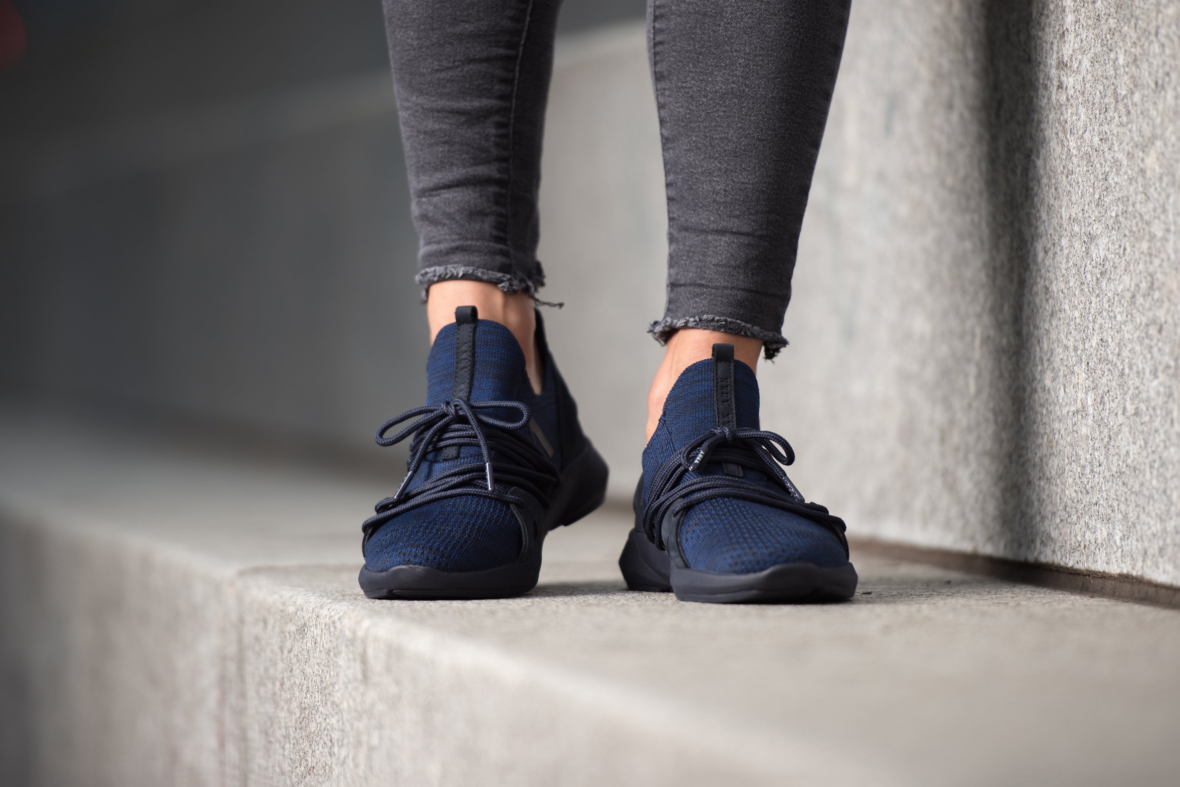 ARKK Collection Lion FG H-X1 Disrupted Midnight - Women Lion Midnight