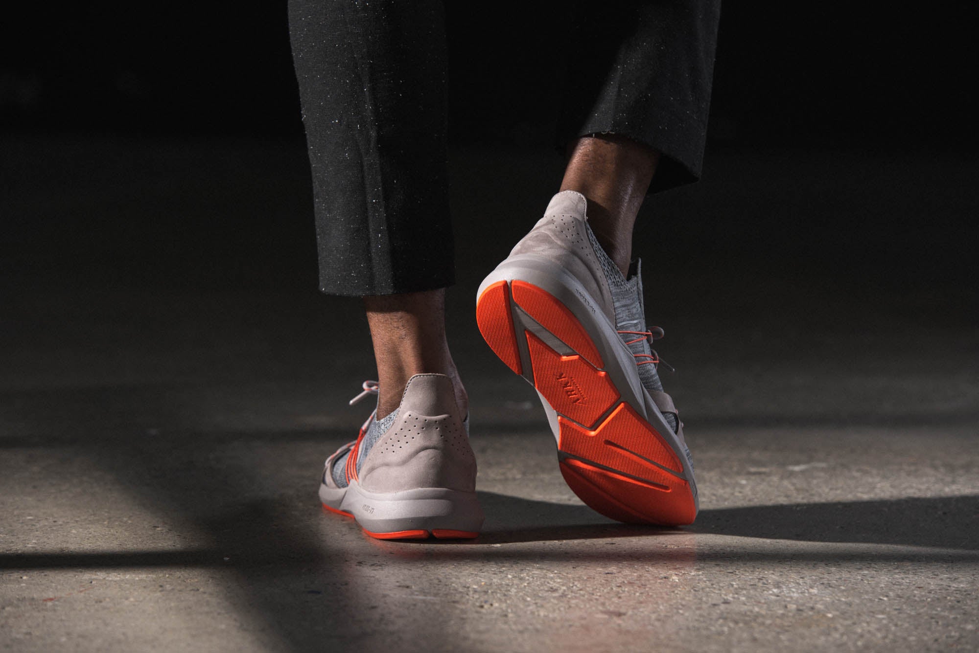 ARKK Collection Lion FG H-X1 Dove Grey Bright Red - Men Lion Grey