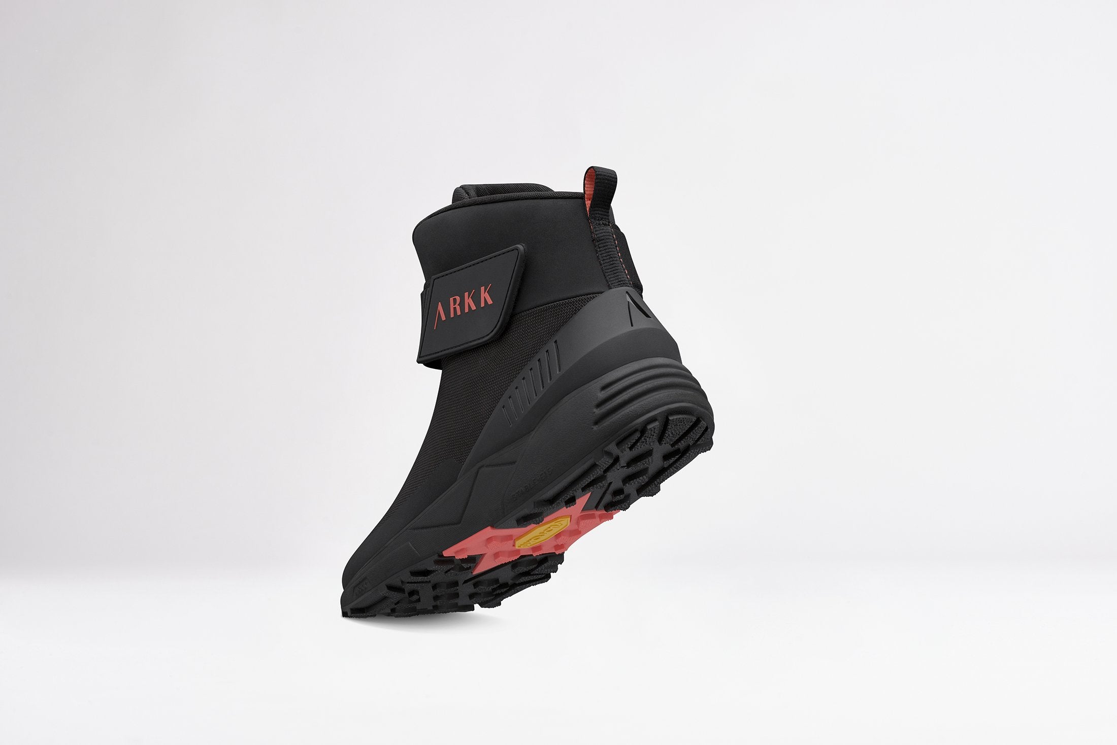 ARKK Copenhagen - Main Line Pythron Mesh 2.0 S-E15 Vibram® Black Neon Coral-Men Pythron