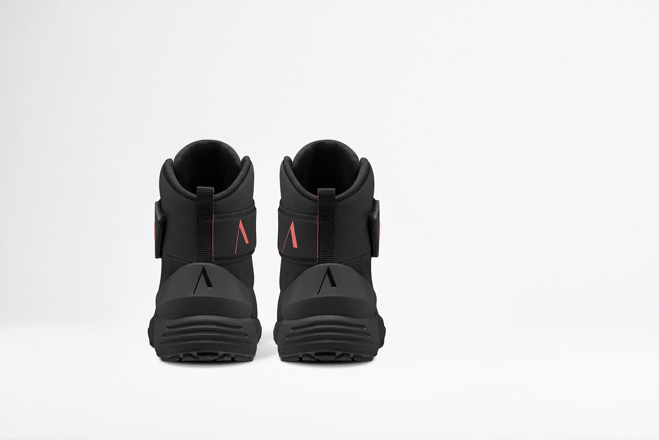 ARKK Copenhagen - Main Line Pythron Mesh 2.0 S-E15 Vibram® Black Neon Coral-Men Pythron