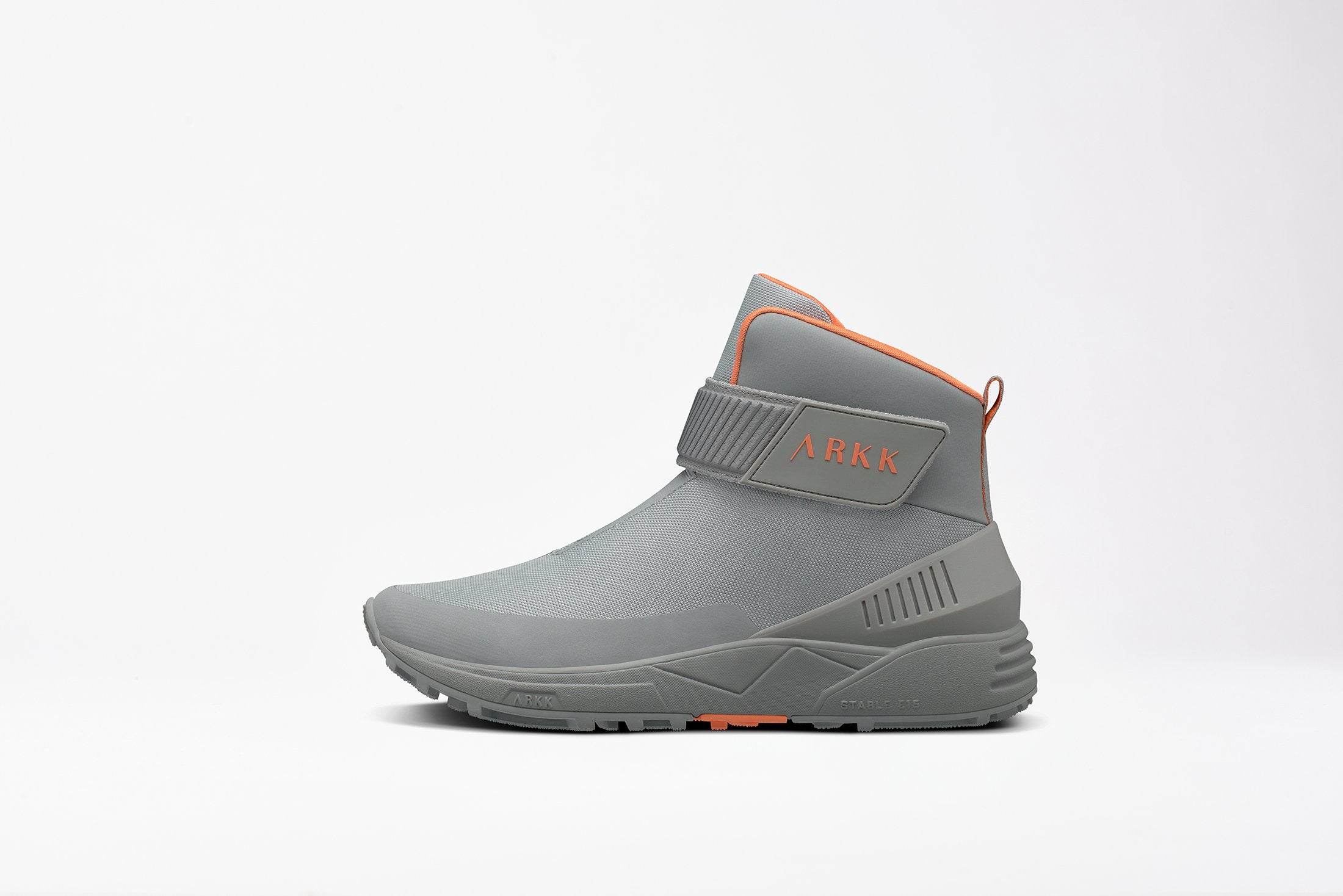 ARKK Copenhagen - Main Line Pythron Mesh 2.0 S-E15 Vibram® Titanium Orange-Men Pythron