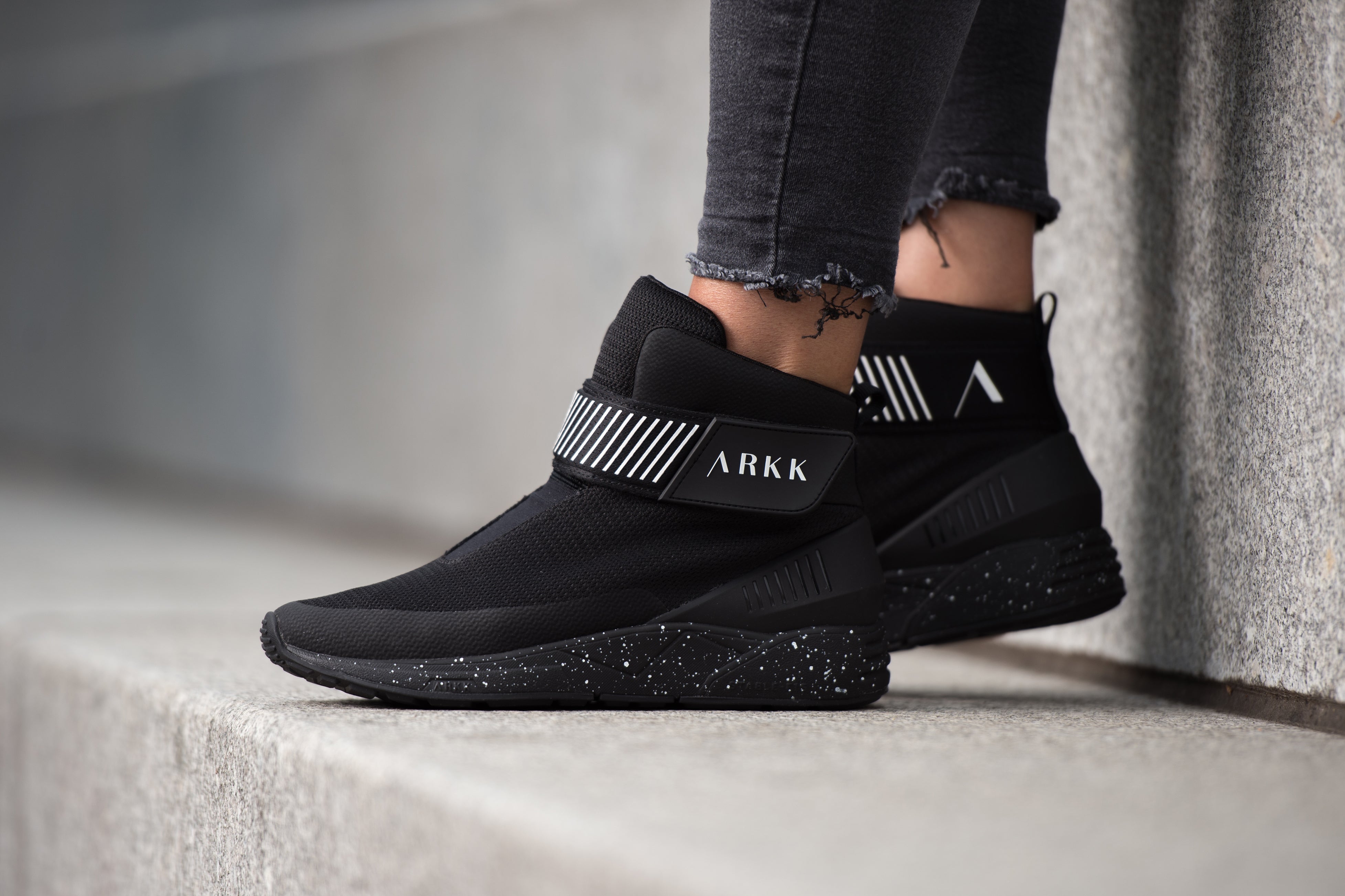 ARKK Collection Pythron S-E15 Combat Black - Women Pythron Black