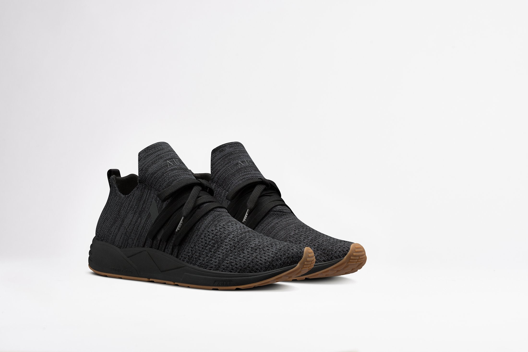 ARKK Copenhagen - Main Line Raven FG 2.0 S-E15 Camo Black Gum-WOMEN Raven Black