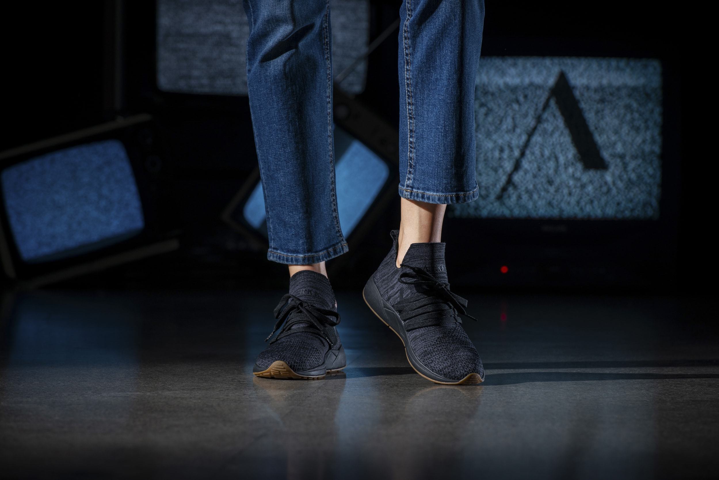 ARKK Copenhagen - Main Line Raven FG 2.0 S-E15 Camo Black Gum-WOMEN Raven Black