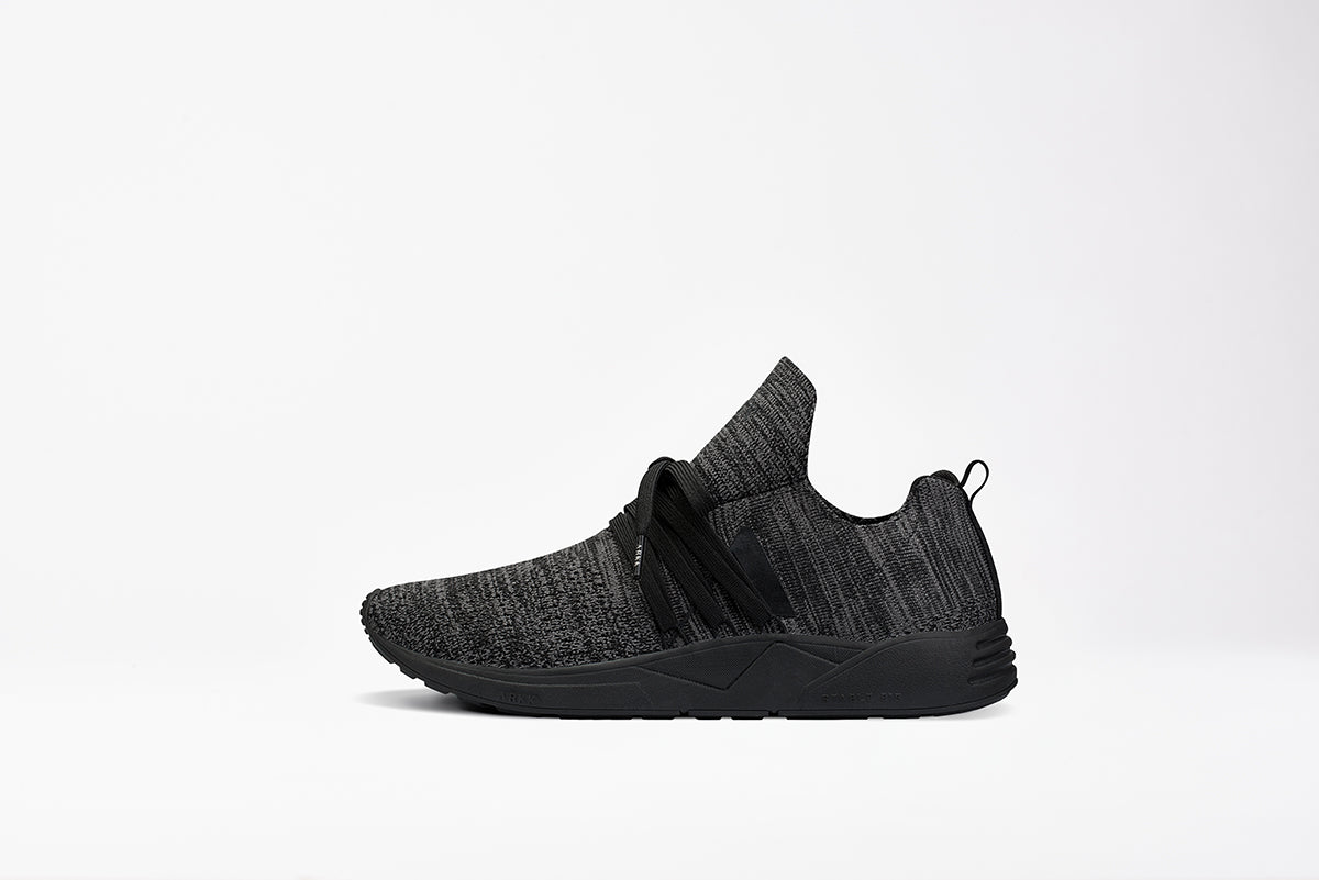 ARKK Collection Raven FG 2.0 S-E15 Disrupted Camo Black - Women Raven Black