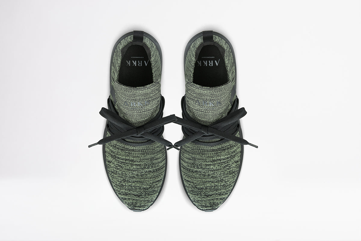 ARKK Collection Raven FG 2.0 S-E15 | Disrupted Camo Earth | Women Raven Black