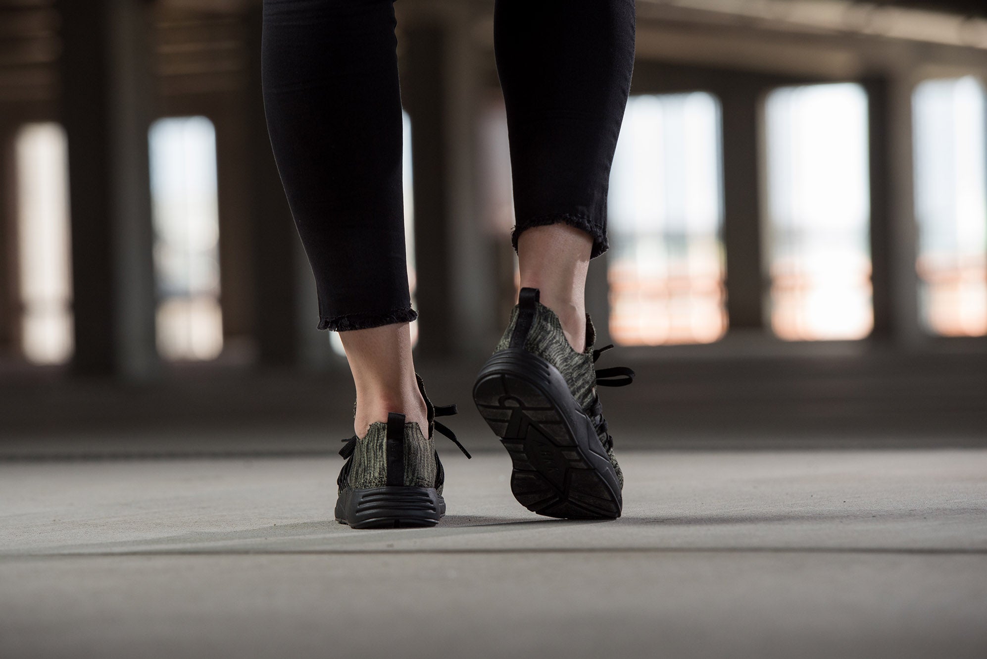 ARKK Collection Raven FG 2.0 S-E15 | Disrupted Camo Earth | Women Raven Black