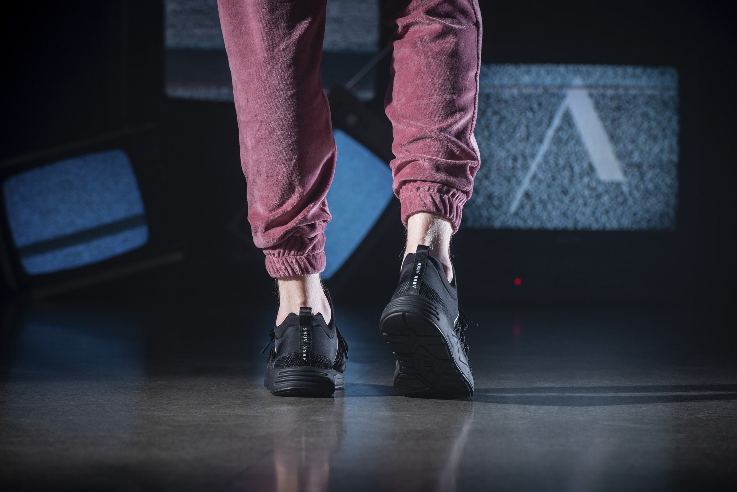 ARKK Copenhagen - Iconic Line Raven Mesh S-E15 All Black White-MEN Raven Black