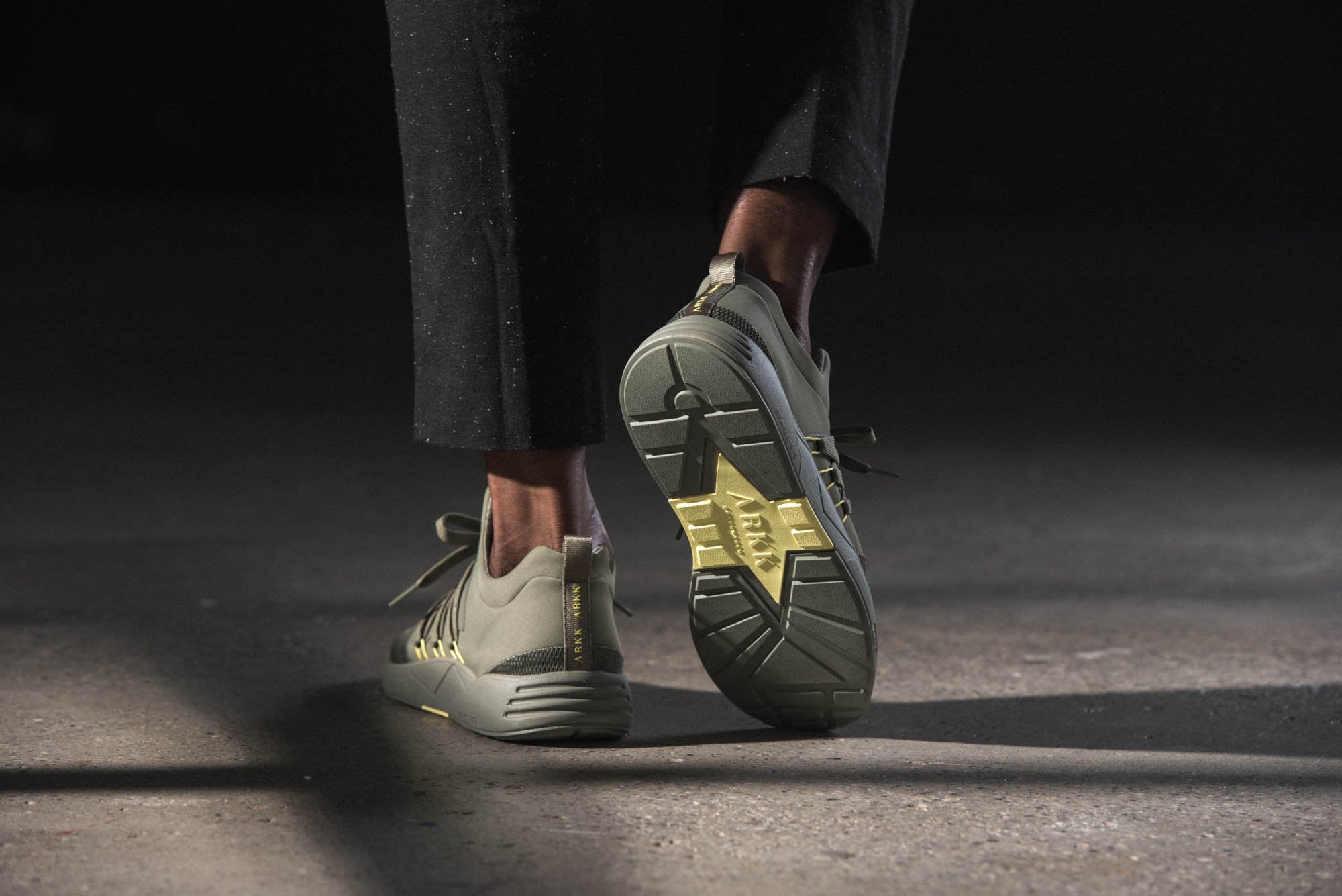 ARKK Copenhagen - Essential Line Raven Mesh S-E15 Army Soft Yellow - Men Raven