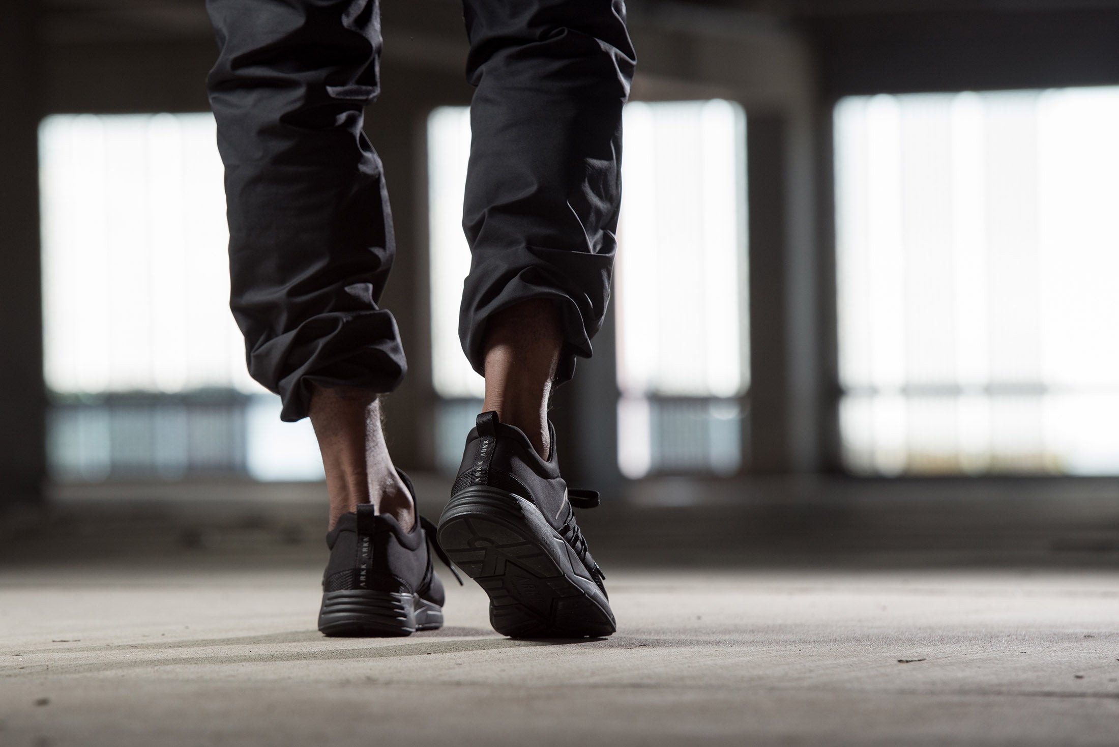 ARKK Collection Raven Mesh S-E15 Black Reflective - Men Raven Black