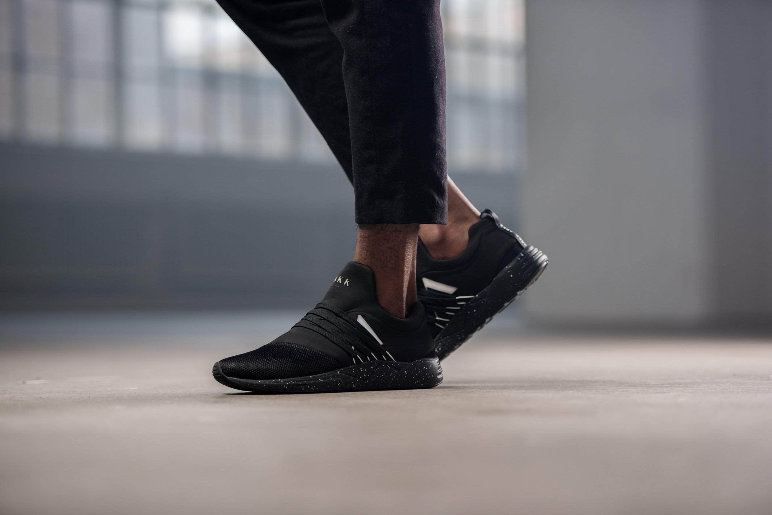 ARKK Collection Raven Mesh S-E15 Black White Spray - Men Raven Black