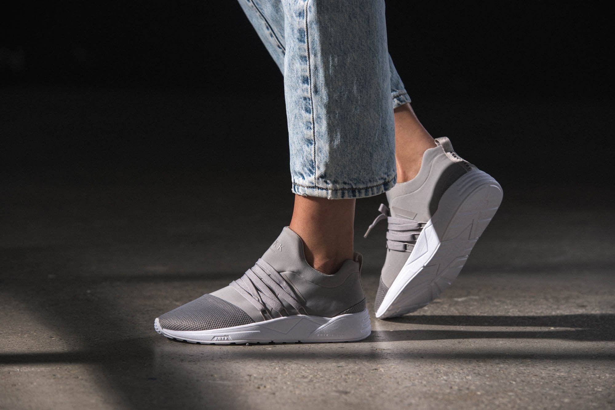 ARKK Copenhagen - Essential Line Raven Mesh S-E15 Grey Black - Women Raven