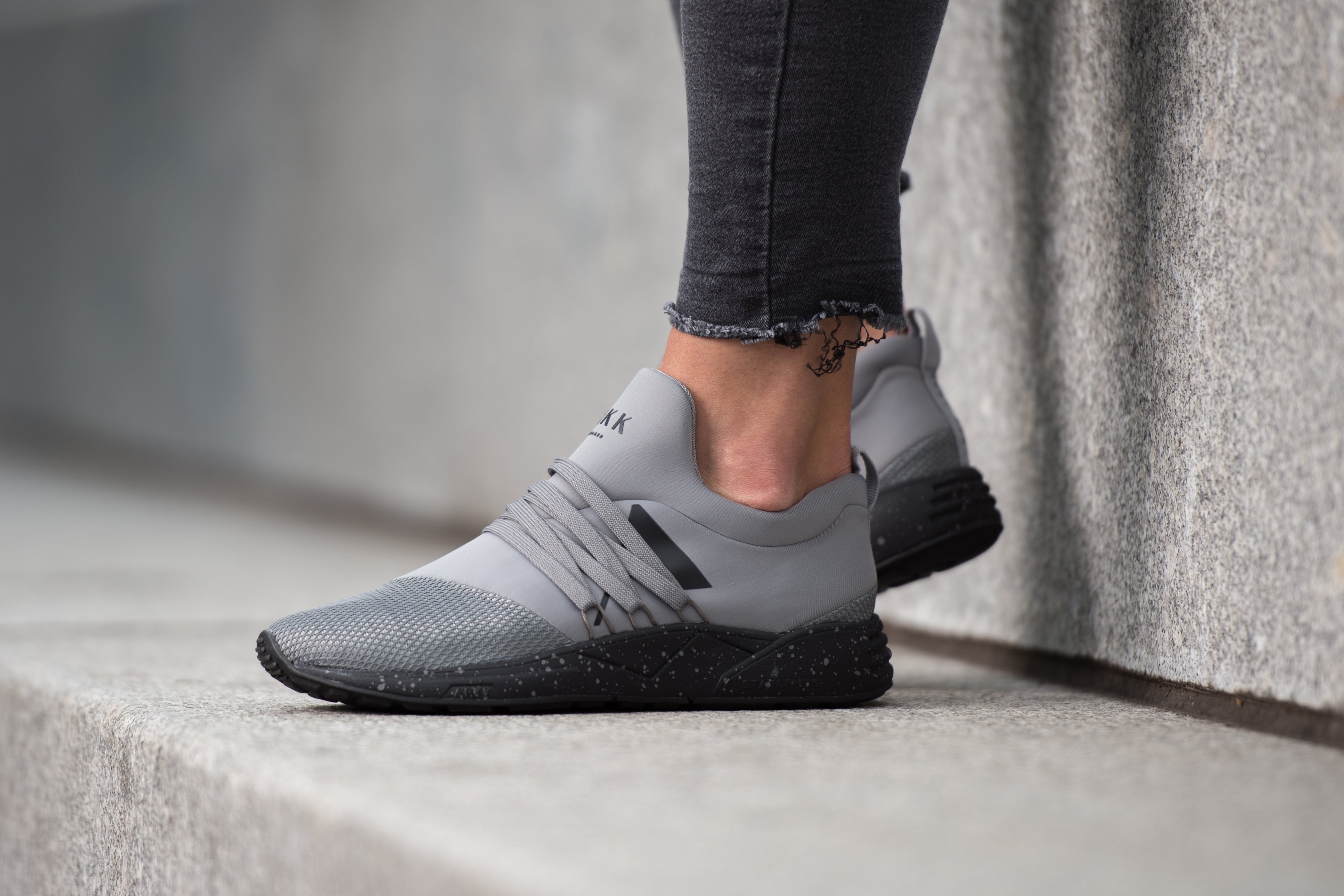 ARKK Collection Raven Mesh S-E15 Grey Black Spray - Women Raven Grey